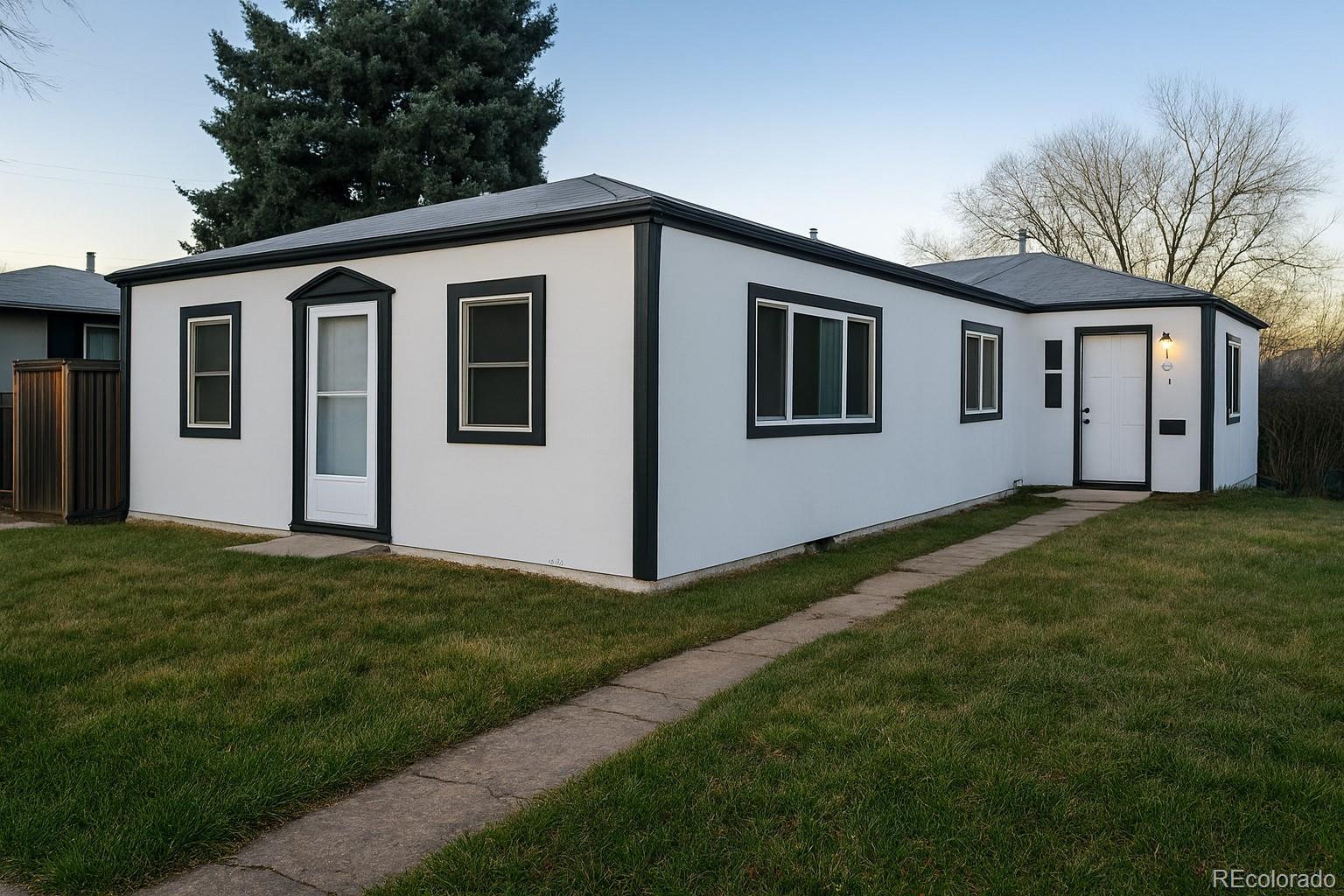 Photo of 2910-2912 S Delaware Street, Englewood, CO 80110