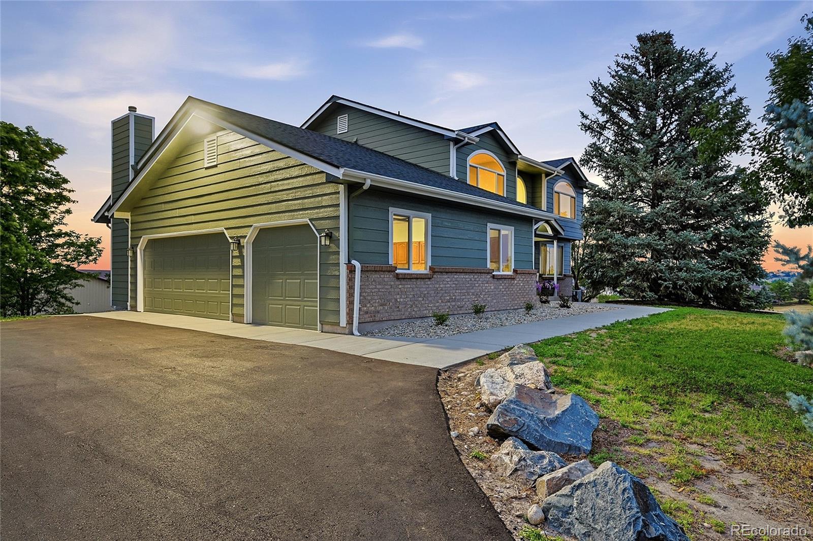 Photo of 21879 E Davies Circle, Aurora, CO 80016