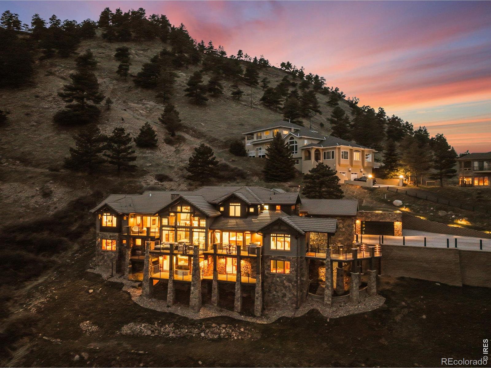 Photo of 166 Valley View Way, Boulder, CO 80304