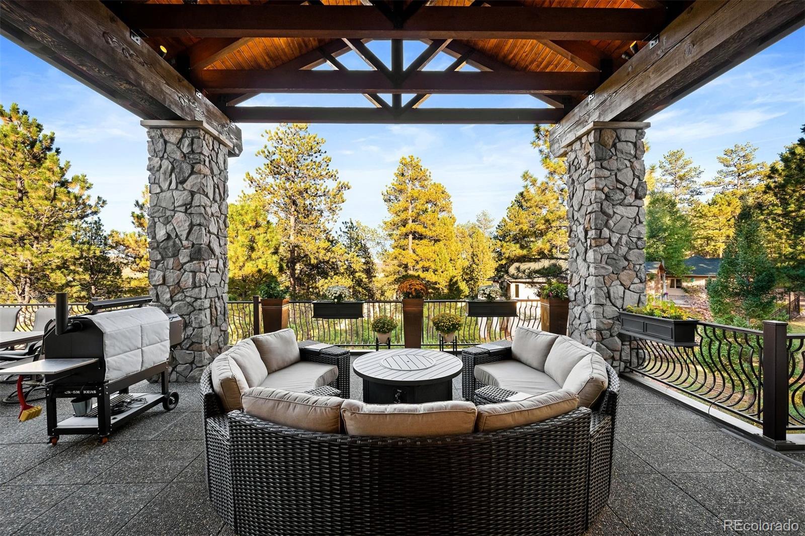 Photo of 4491 Shoshone Drive, Larkspur, CO 80118