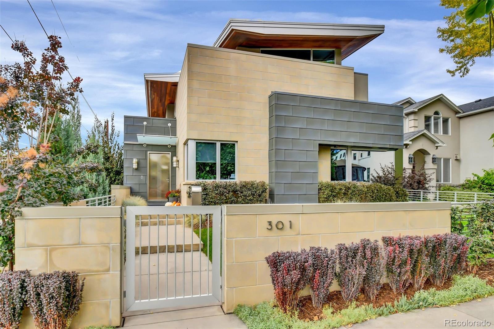 Photo of 301 Monroe Street, Denver, CO 80206