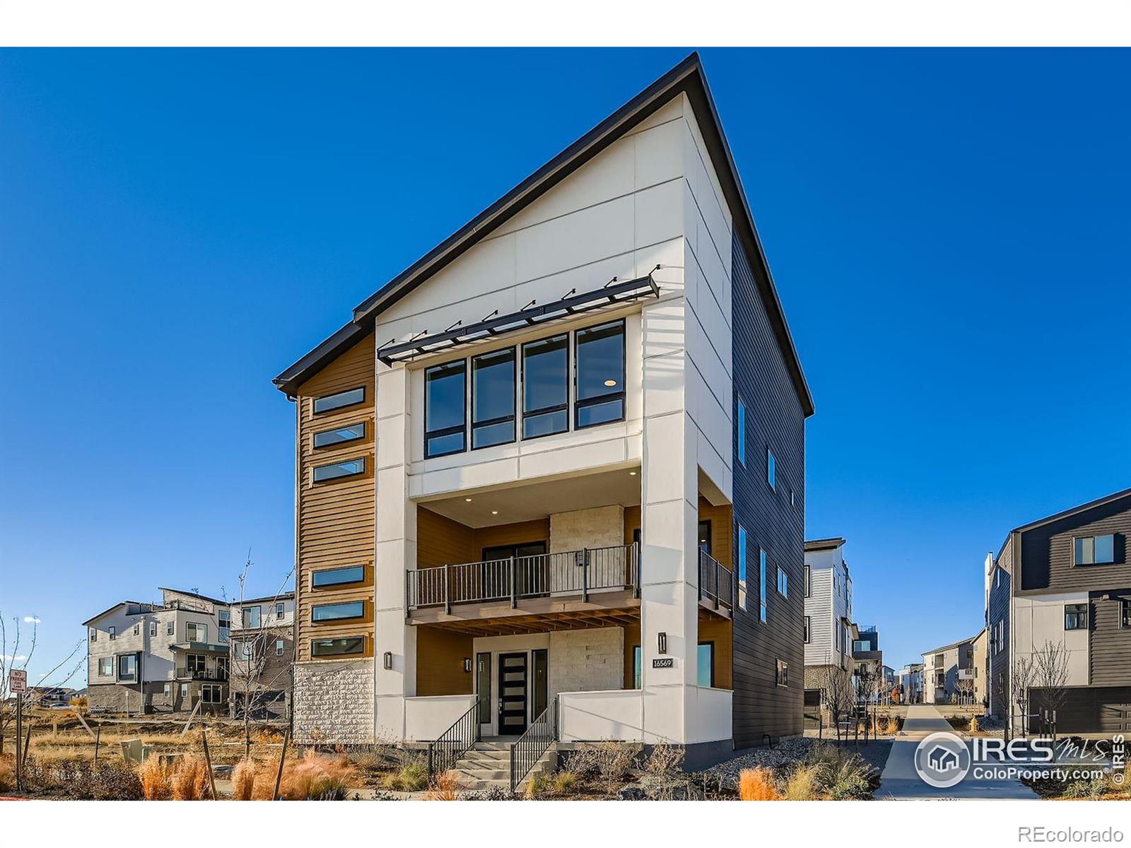 Photo of 16569 Peak Street, Broomfield, CO 80023