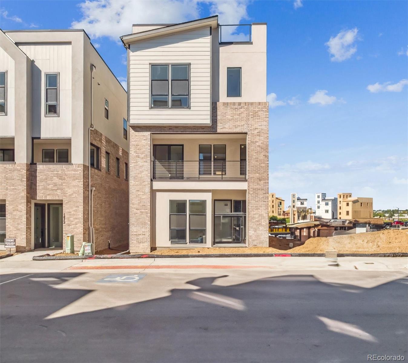 Photo of 11466 E Briarwood Circle, Centennial, CO 80112