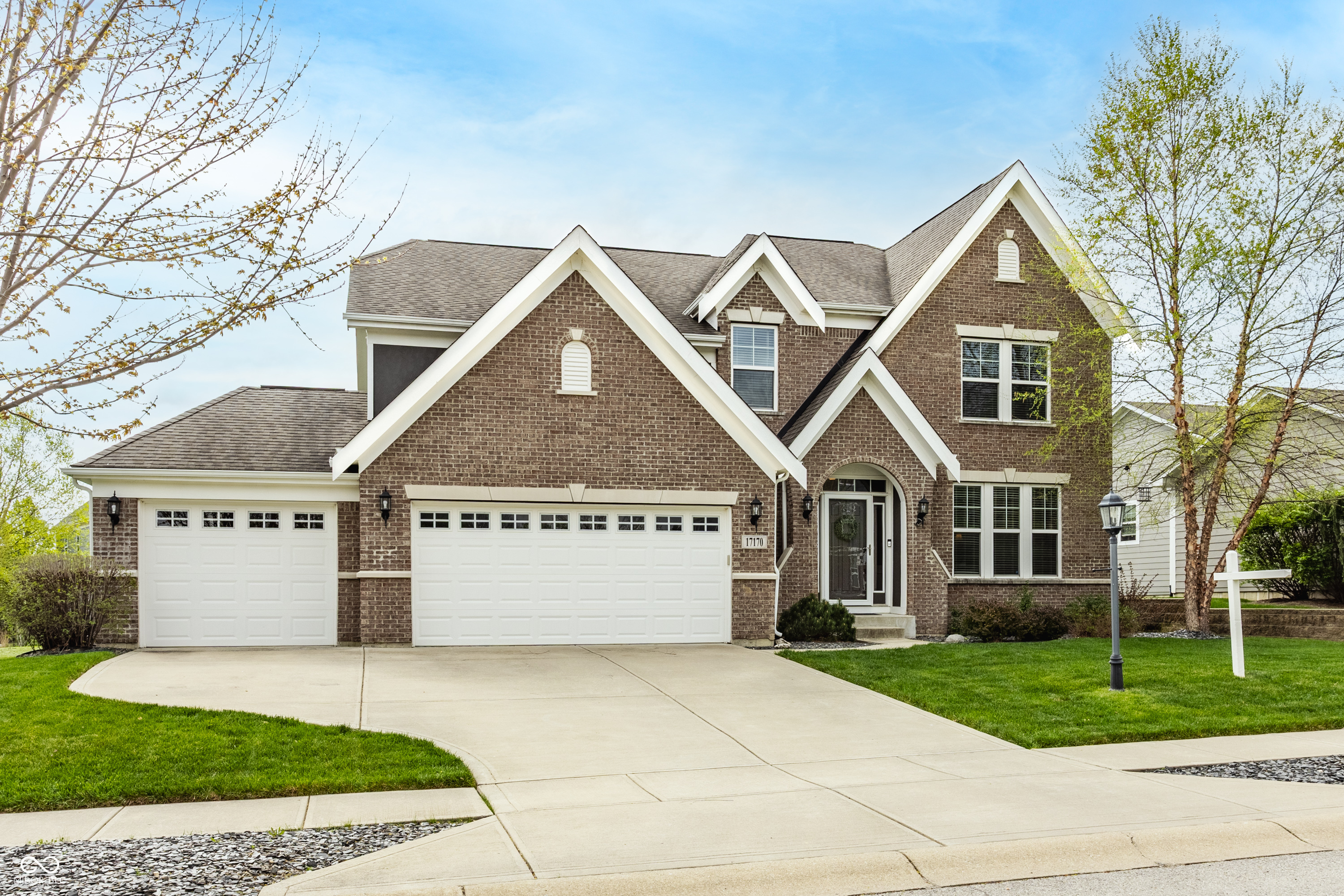 Photo of 17170 Hearthfield Way, Noblesville, IN 46062