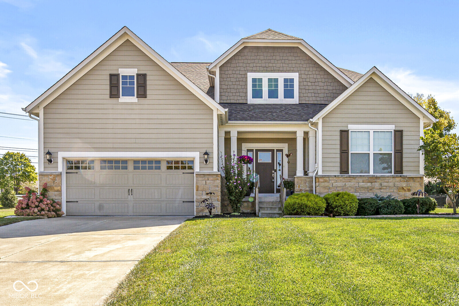 Photo of 9627 Summerton Drive, Fishers, IN 46037