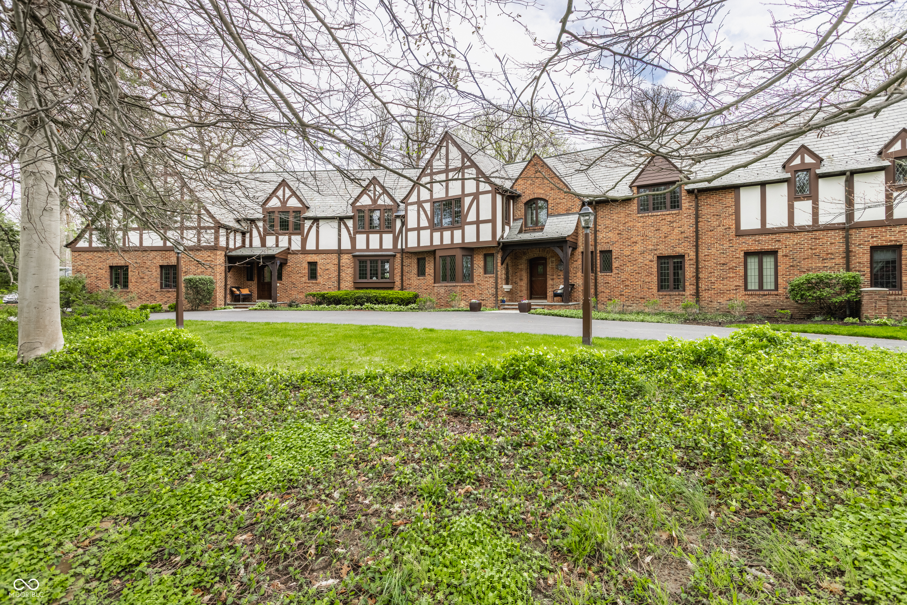 Photo of 8103 N Pennsylvania Street, Indianapolis, IN 46240