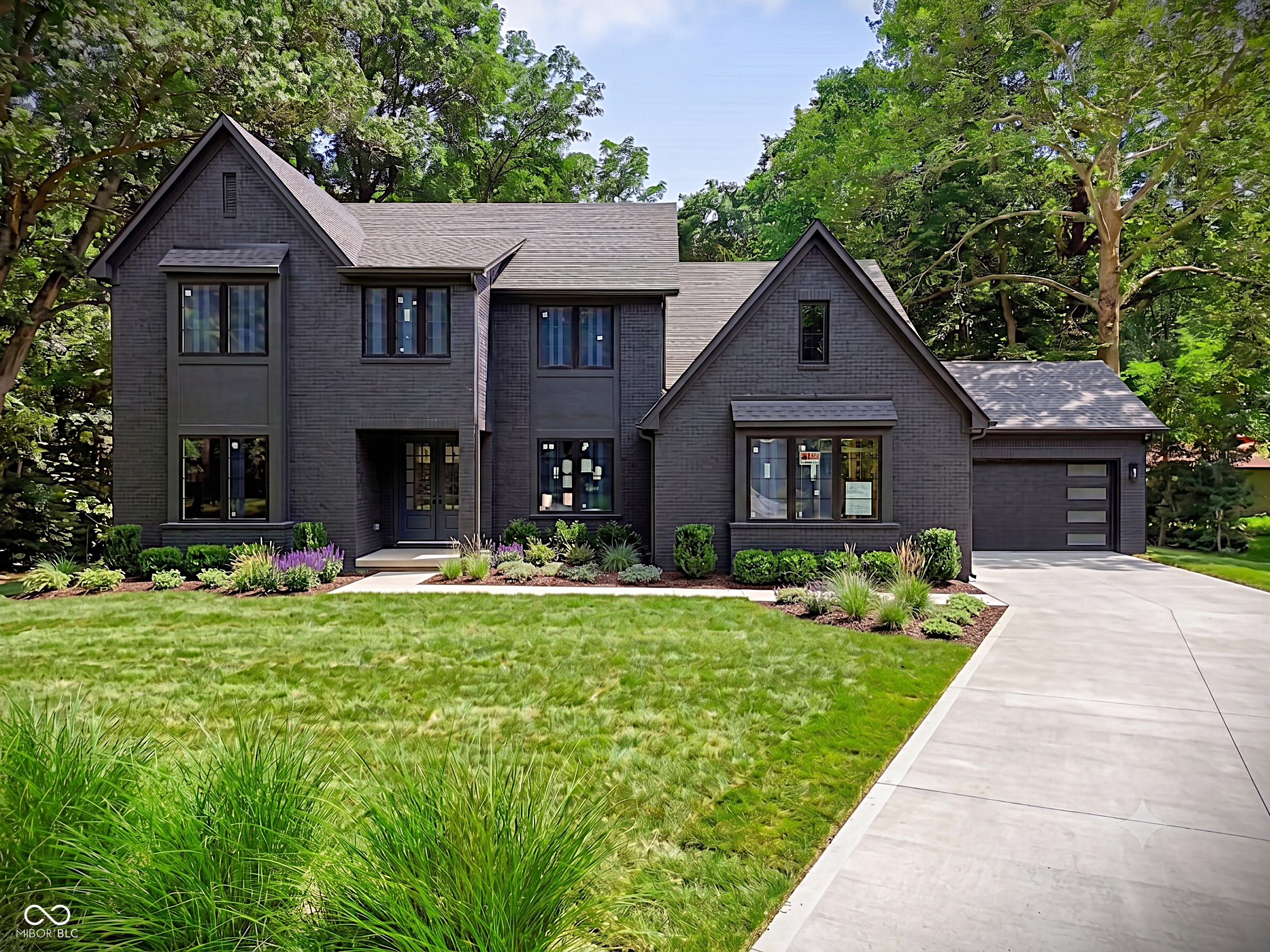 Photo of 1945 Northwood Drive, Indianapolis, IN 46240