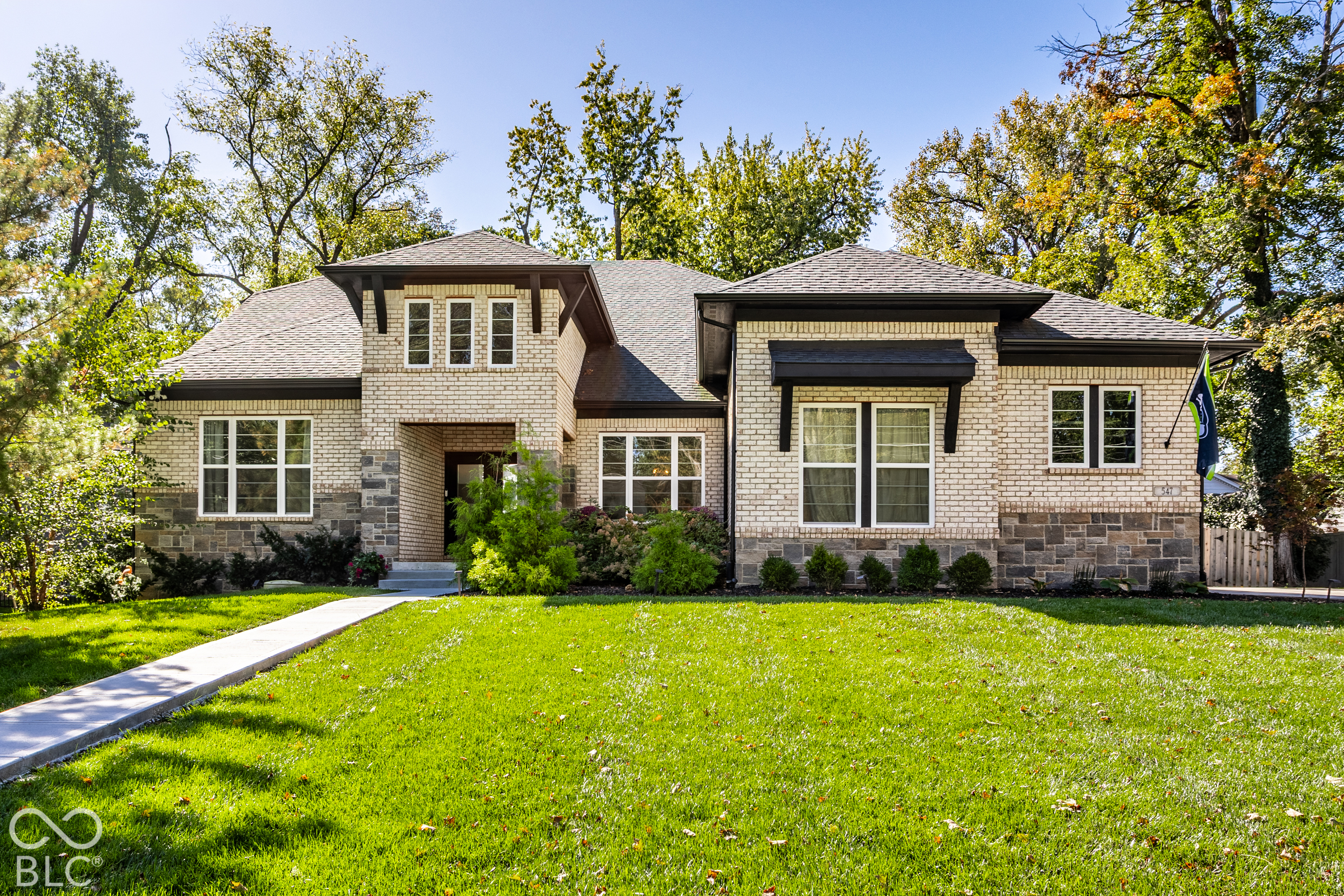 Photo of 547 E 82nd Street, Indianapolis, IN 46240