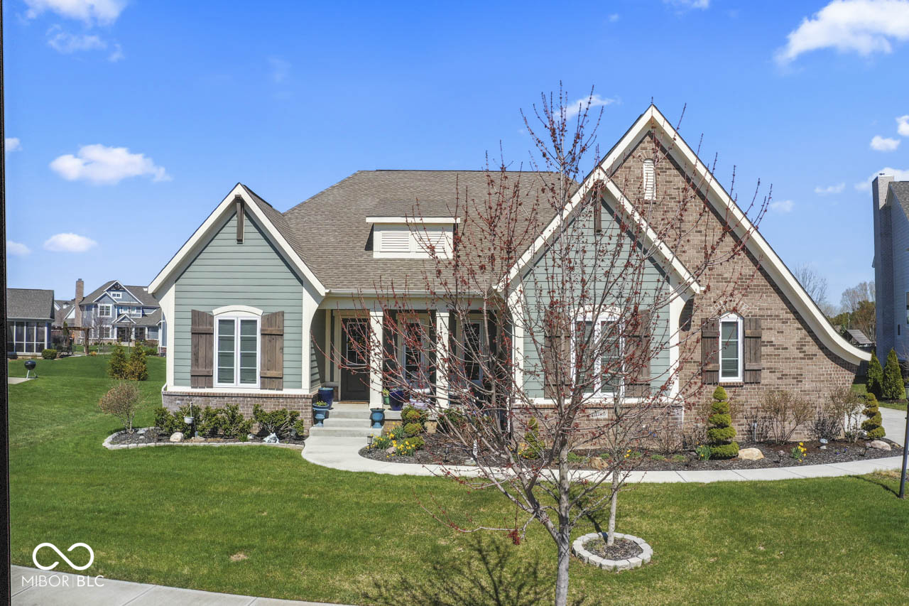 Photo of 10780 Creekbed Circle, Fishers, IN 46038