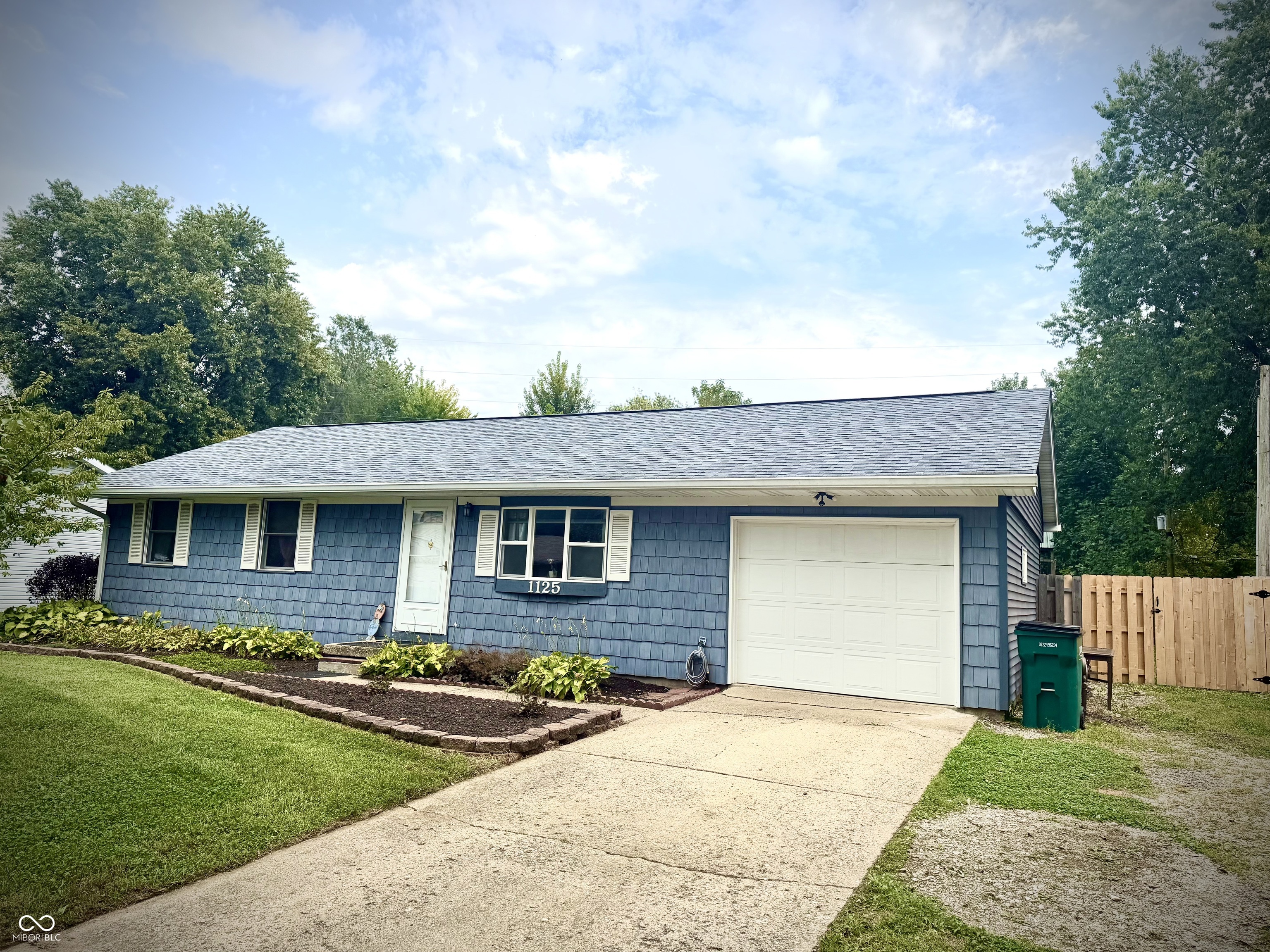 Photo of 1125 Helena Drive, Lebanon, IN 46052