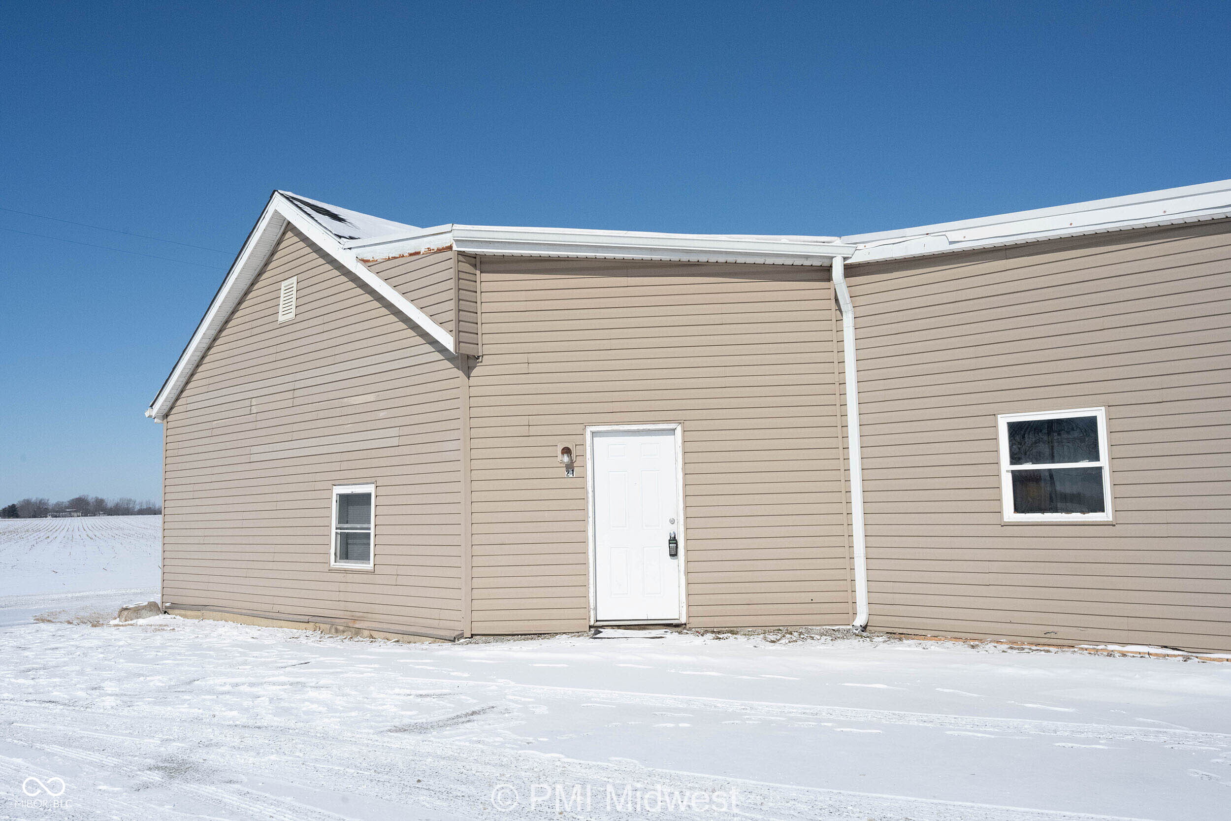 Photo of 4881 S 300 W, New Palestine, IN 46163