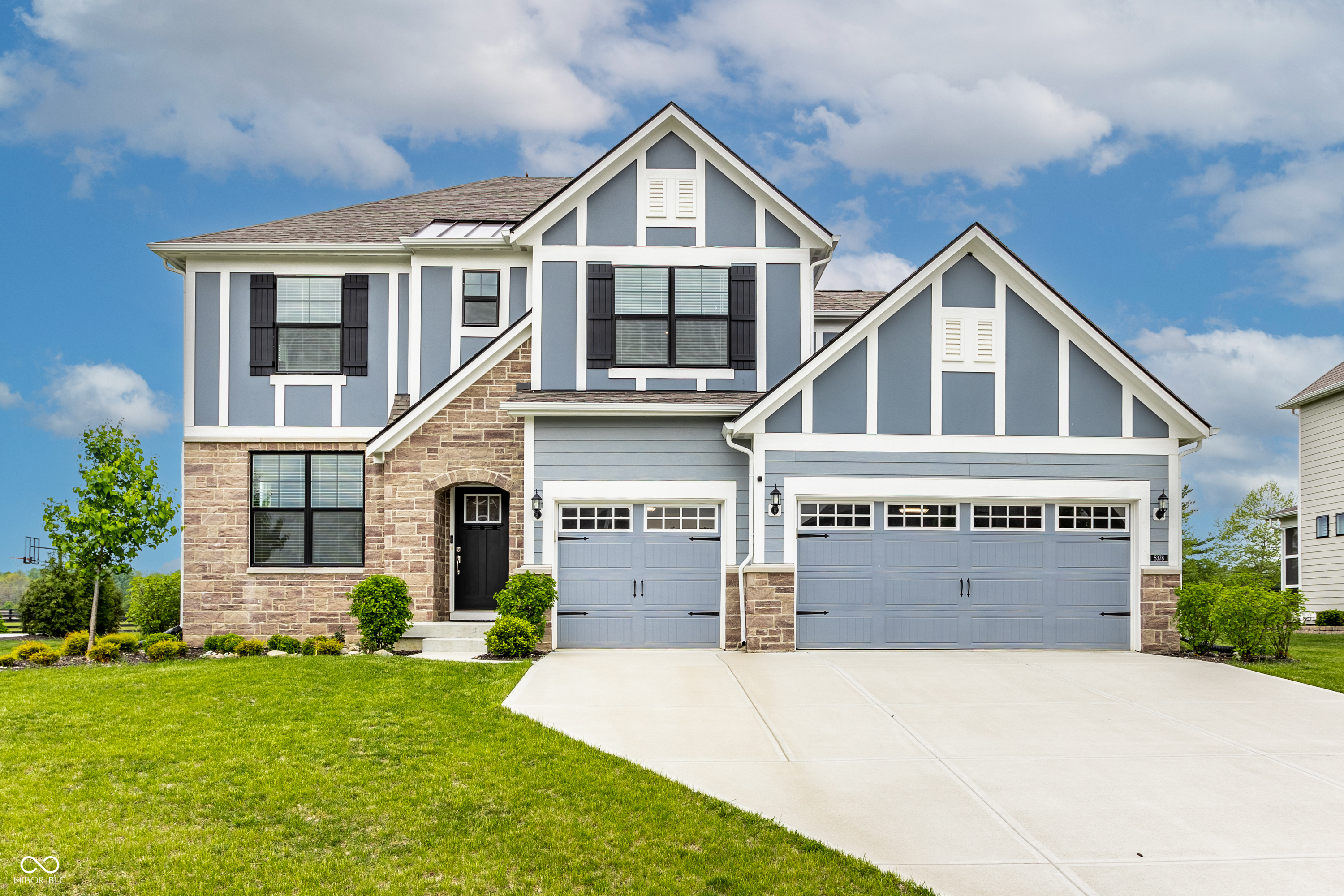 Photo of 5378 Rose Drive, Zionsville, IN 46077