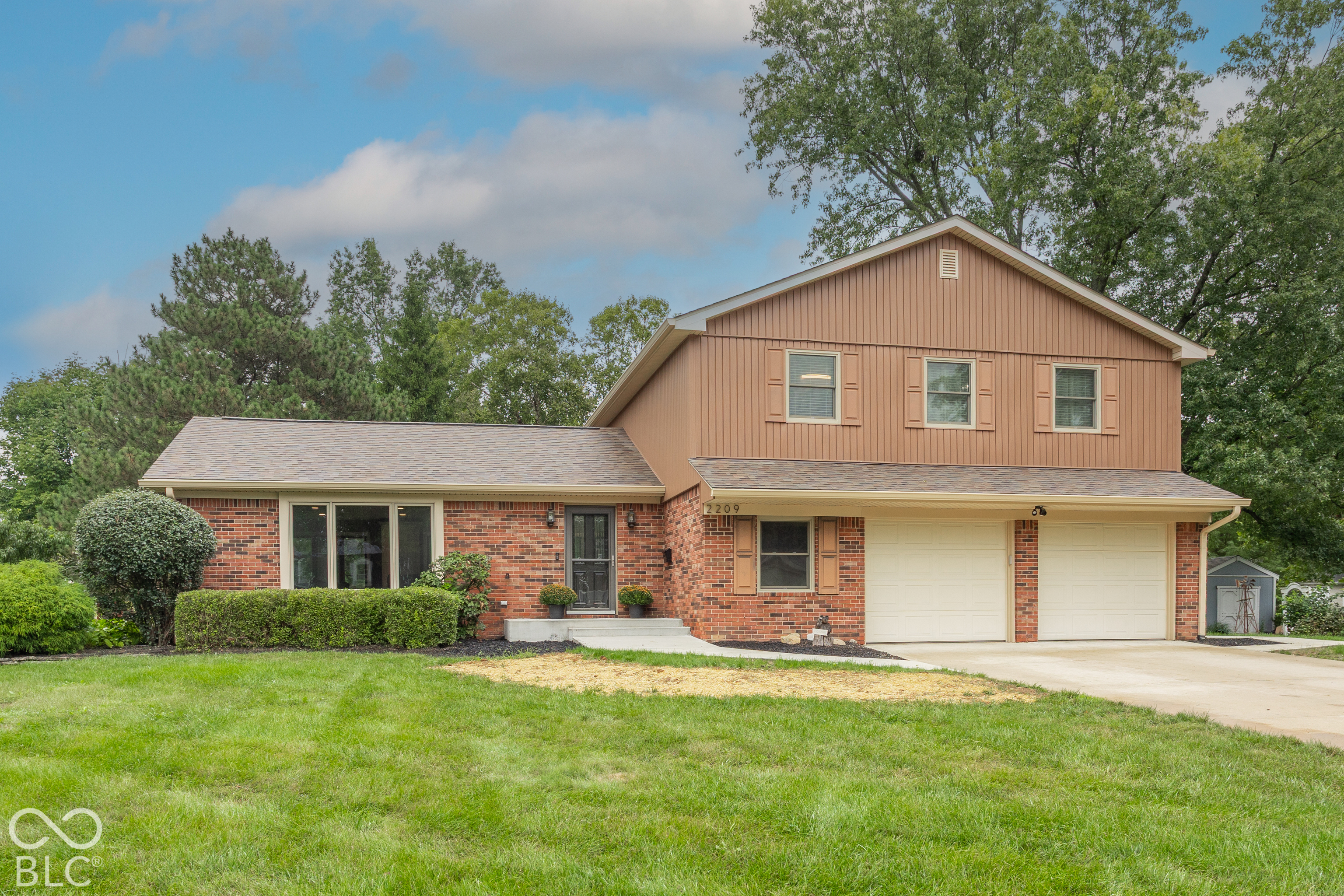 Photo of 2209 Center Drive, Lebanon, IN 46052