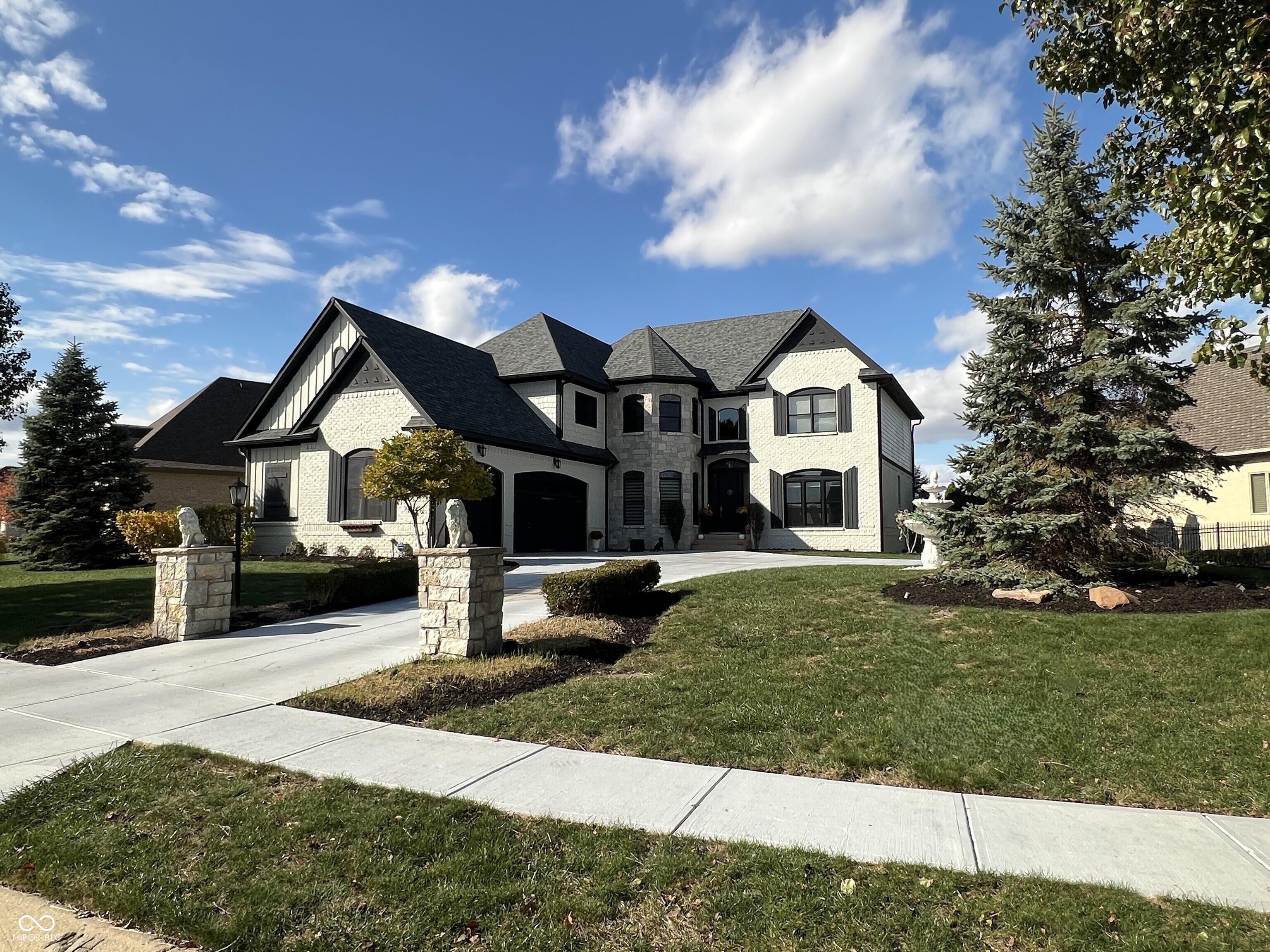 Photo of 6668 Silver Creek Drive, Indianapolis, IN 46259