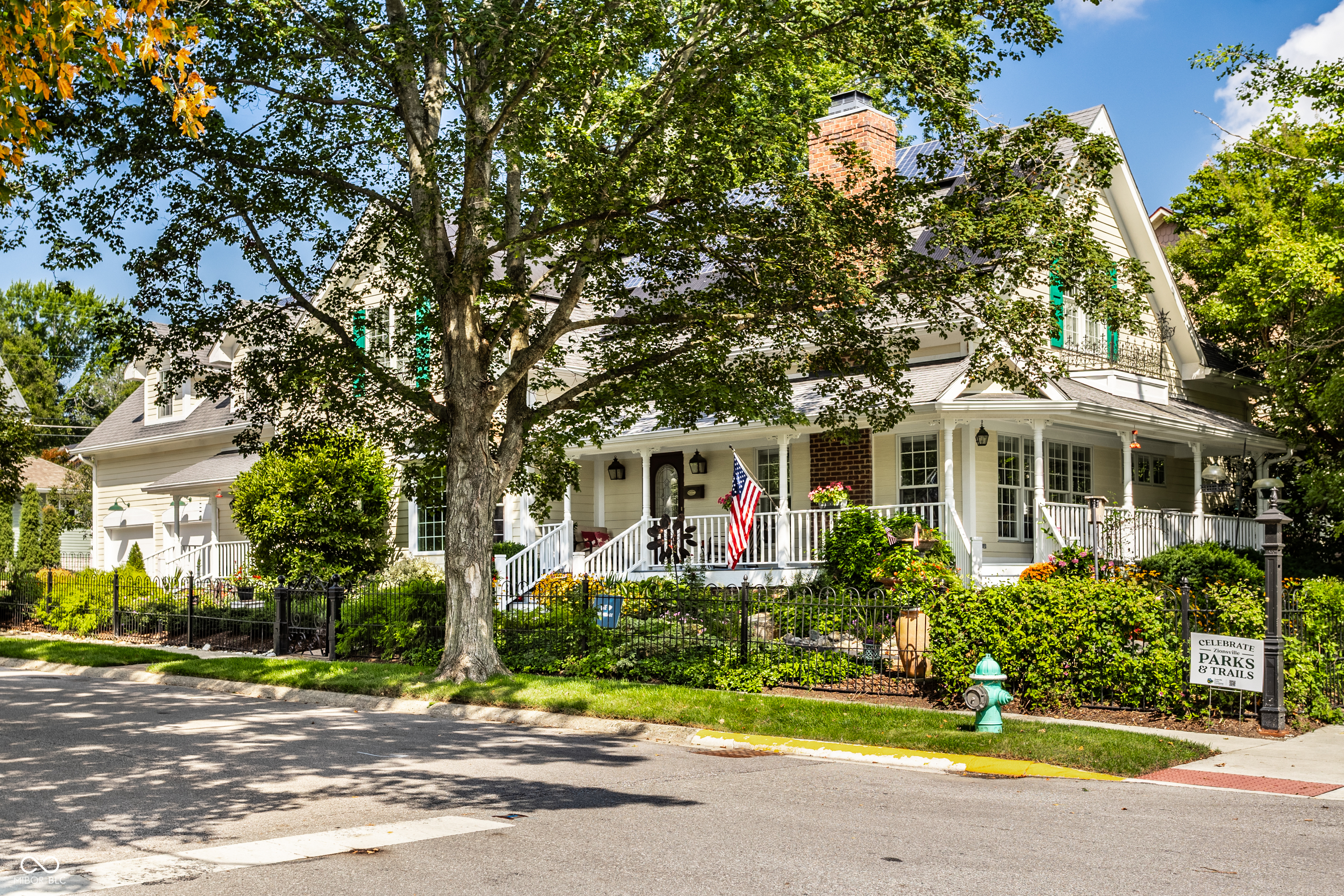 Photo of 520 W Cedar Street, Zionsville, IN 46077