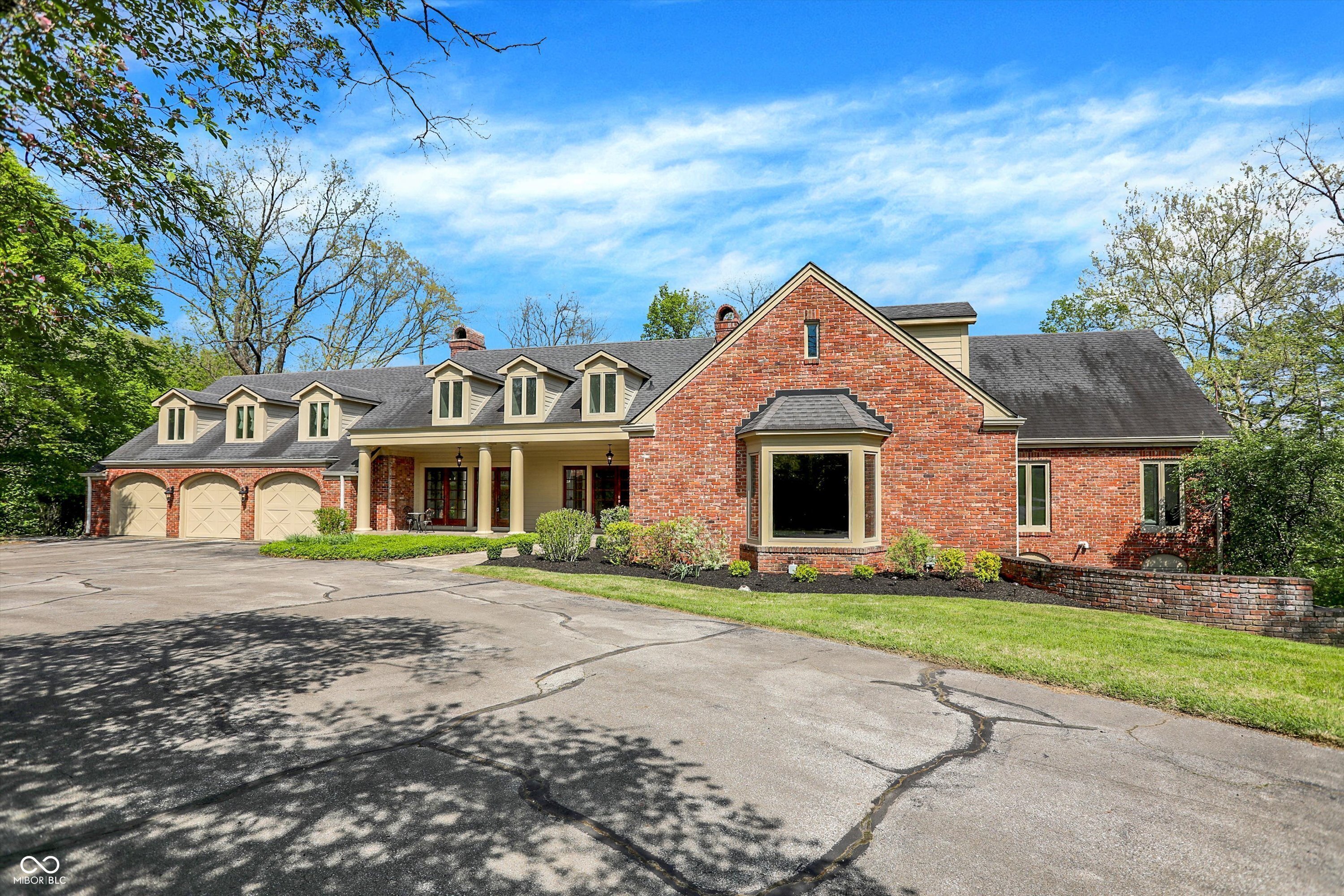 Photo of 8602 Frontgate Lane, Indianapolis, IN 46256