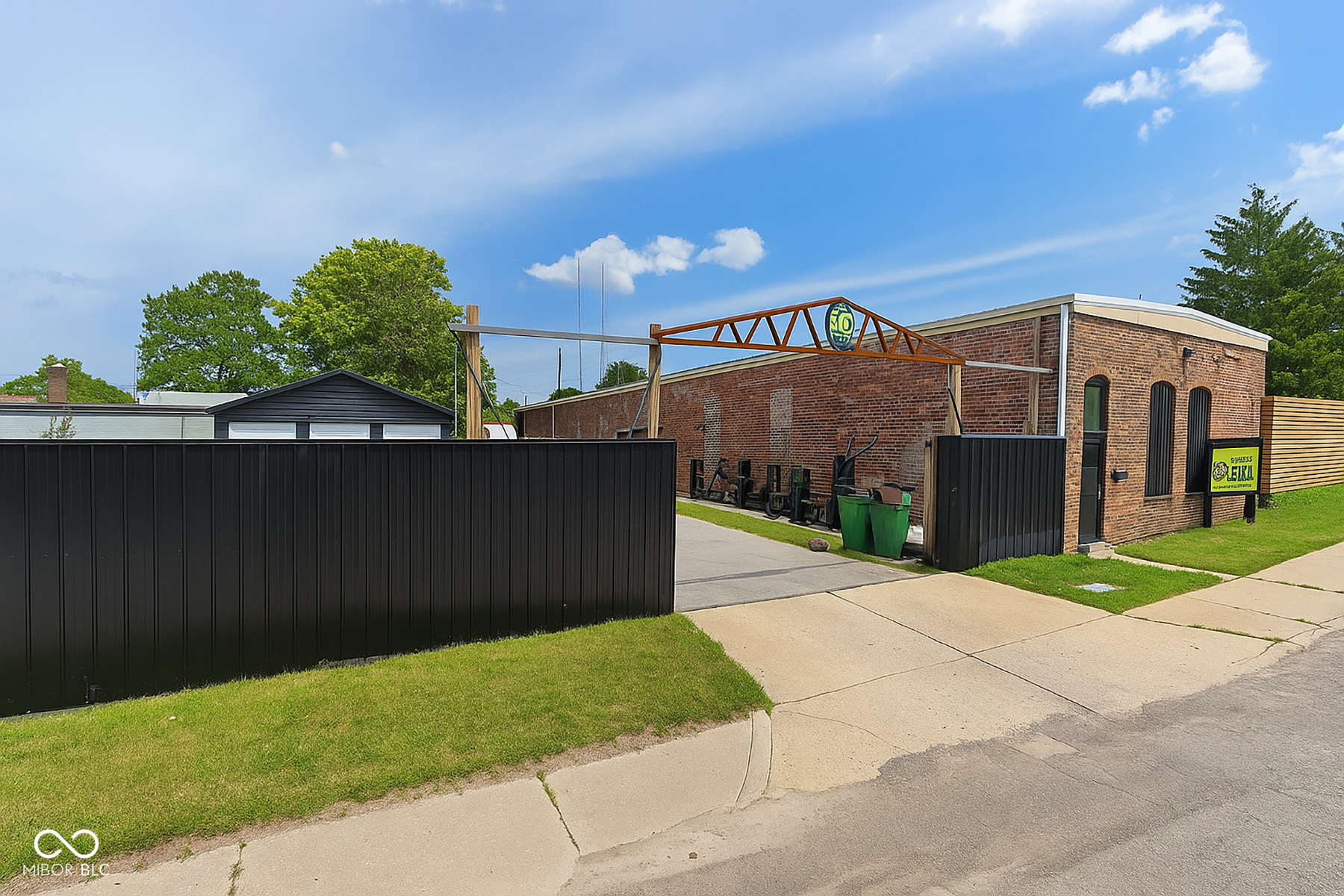 Photo of 1628 Bates Street, Indianapolis, IN 46201