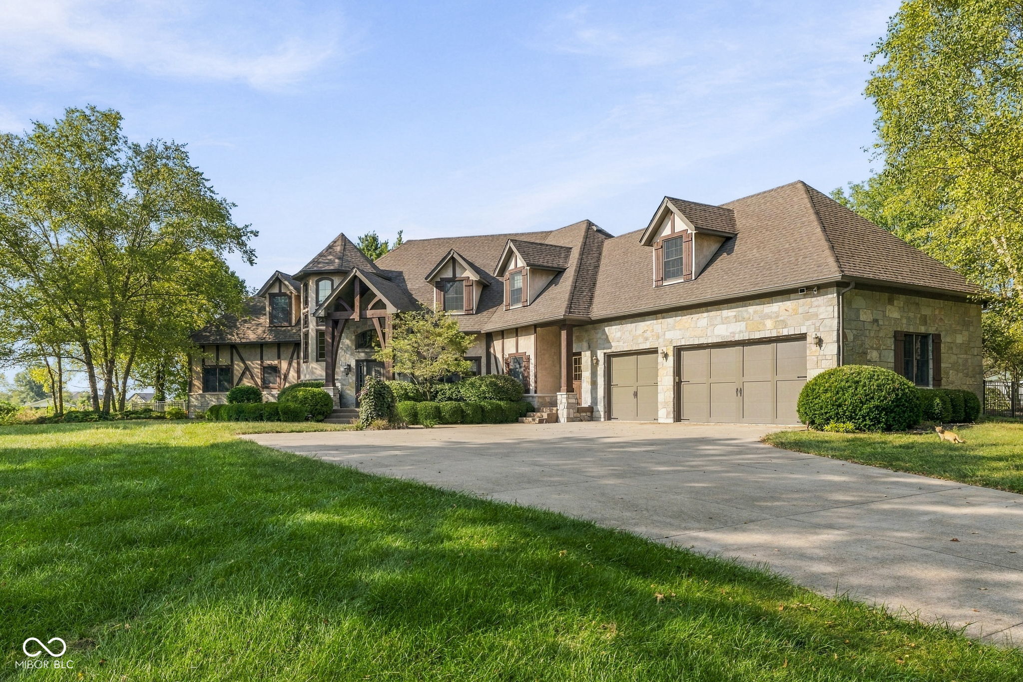 Photo of 992 W Stones Crossing Road, Greenwood, IN 46143