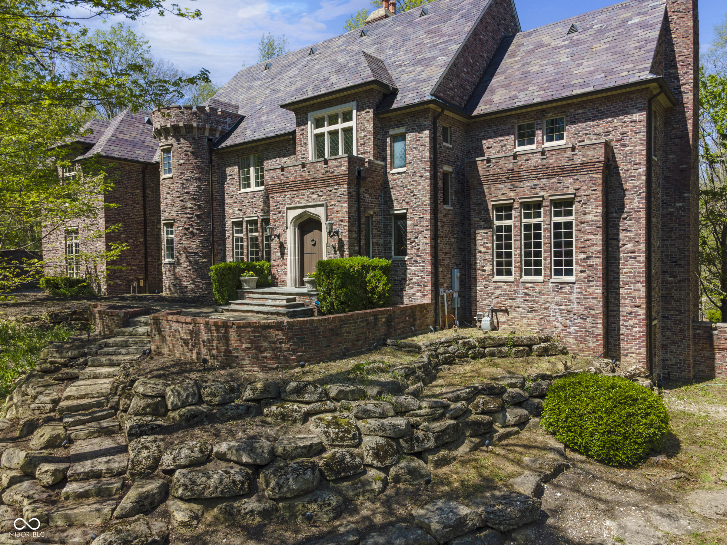 Photo of 7946 Mill Stream Circle, Indianapolis, IN 46278