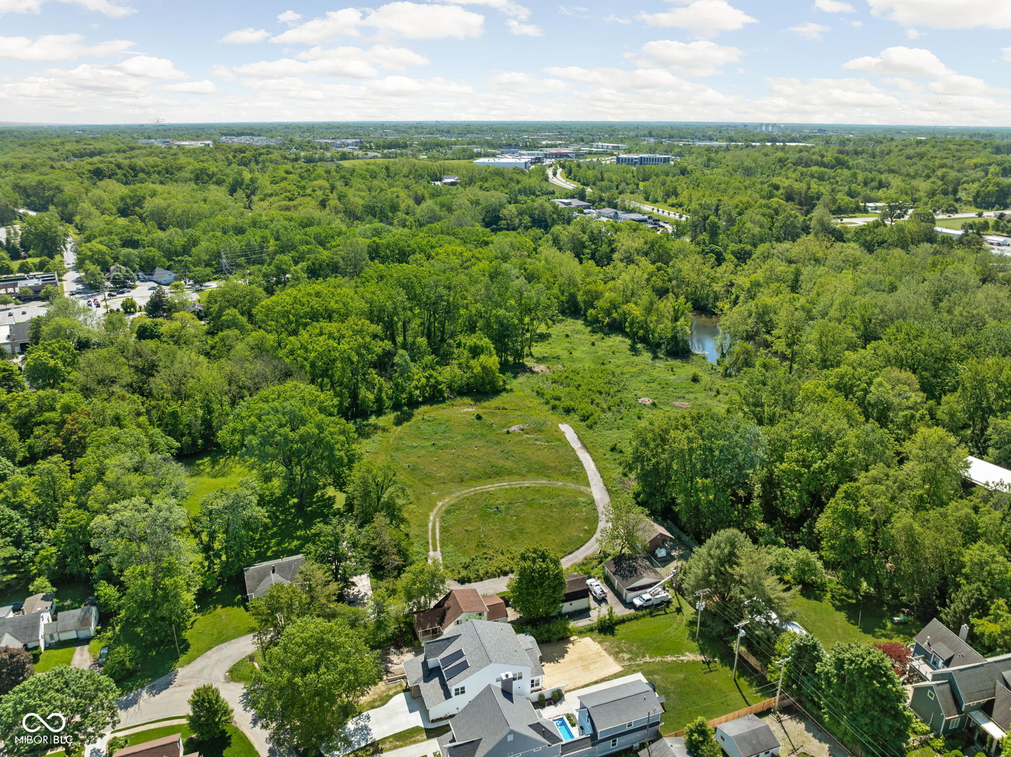 Photo of 410 S Fourth Street, Zionsville, IN 46077
