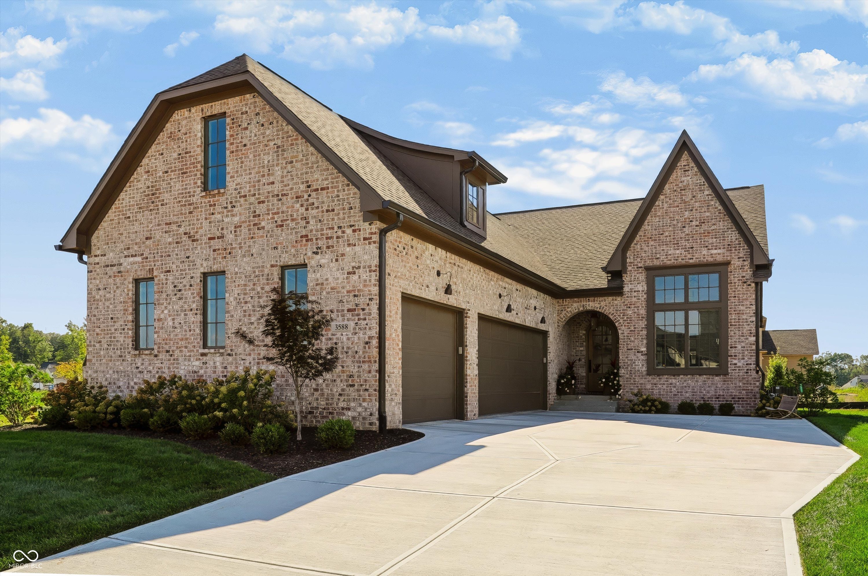 Photo of 3588 Marketplace Court, Zionsville, IN 46077