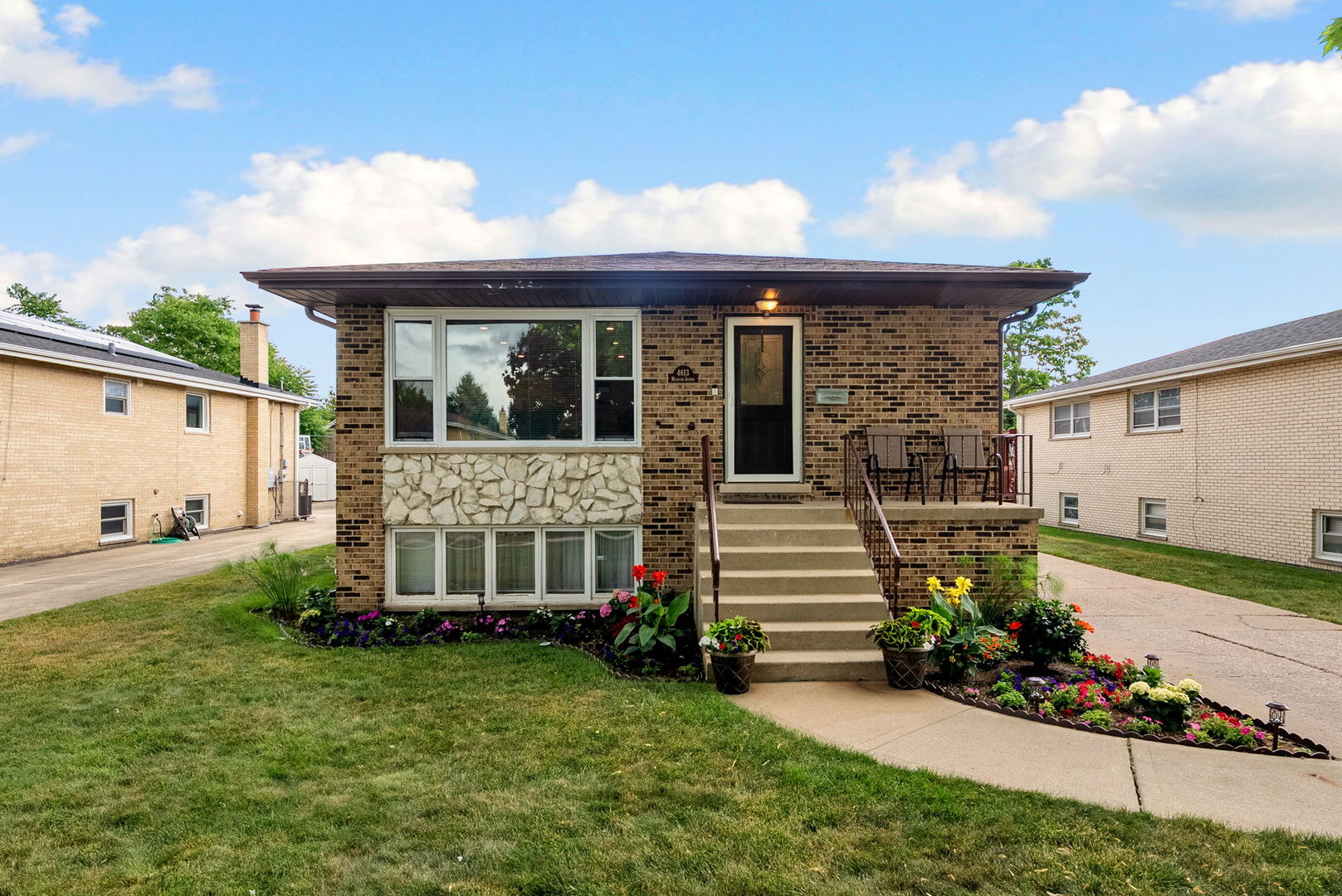 Photo of 4613 Madison Avenue, Brookfield, IL 60513