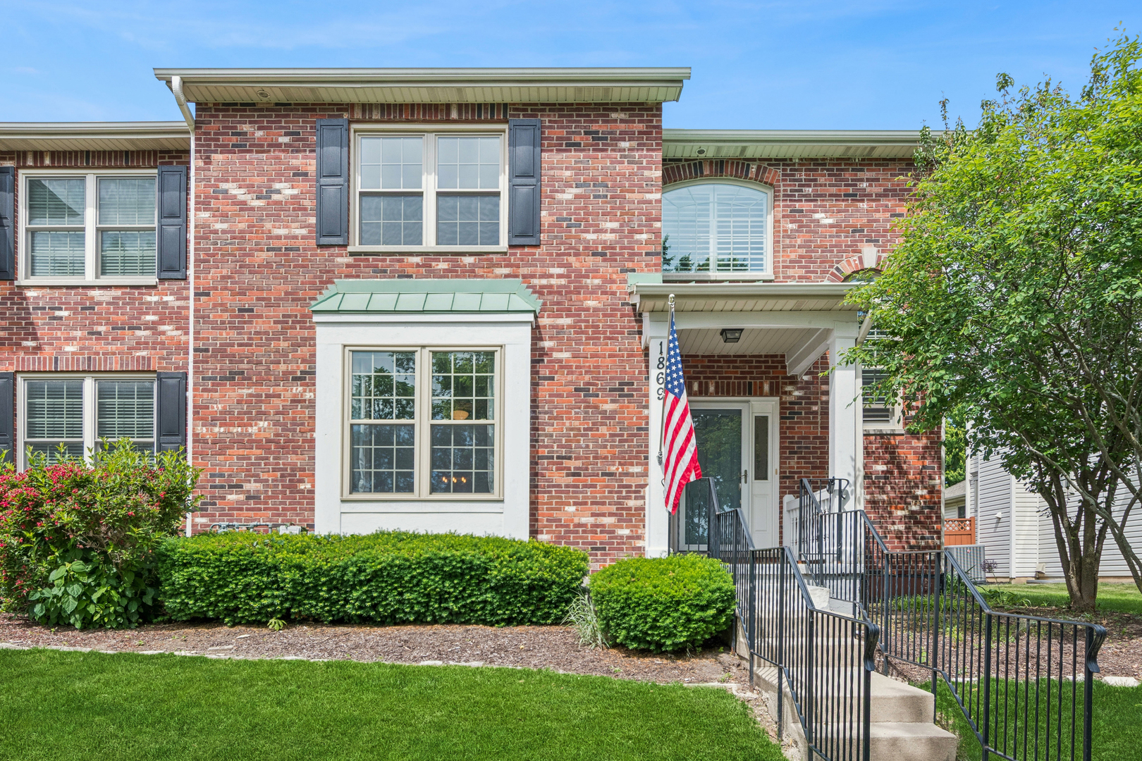 Photo of 1869 Wagner Road, Batavia, IL 60510