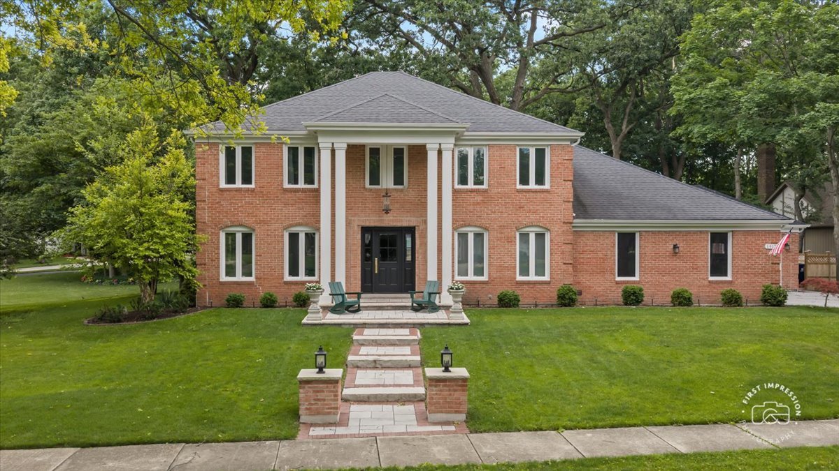 Photo of 1415 Heatherton Drive, Naperville, IL 60563