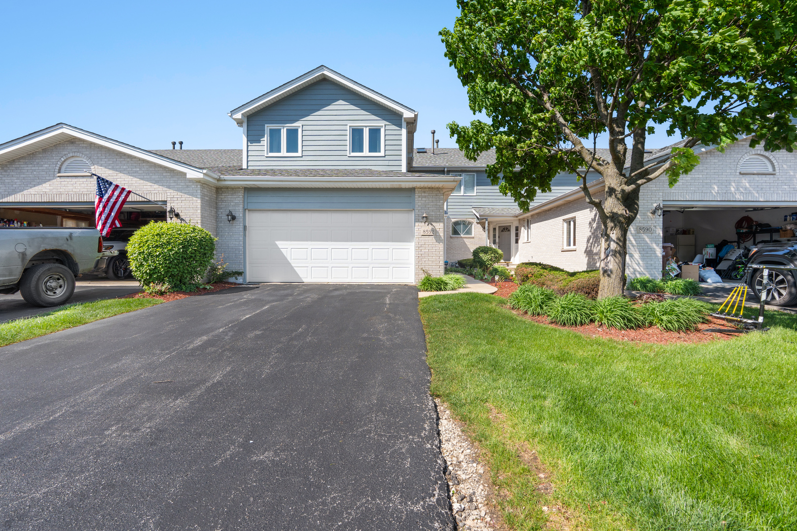 Photo of 8592 Tullamore Drive, Tinley Park, IL 60487