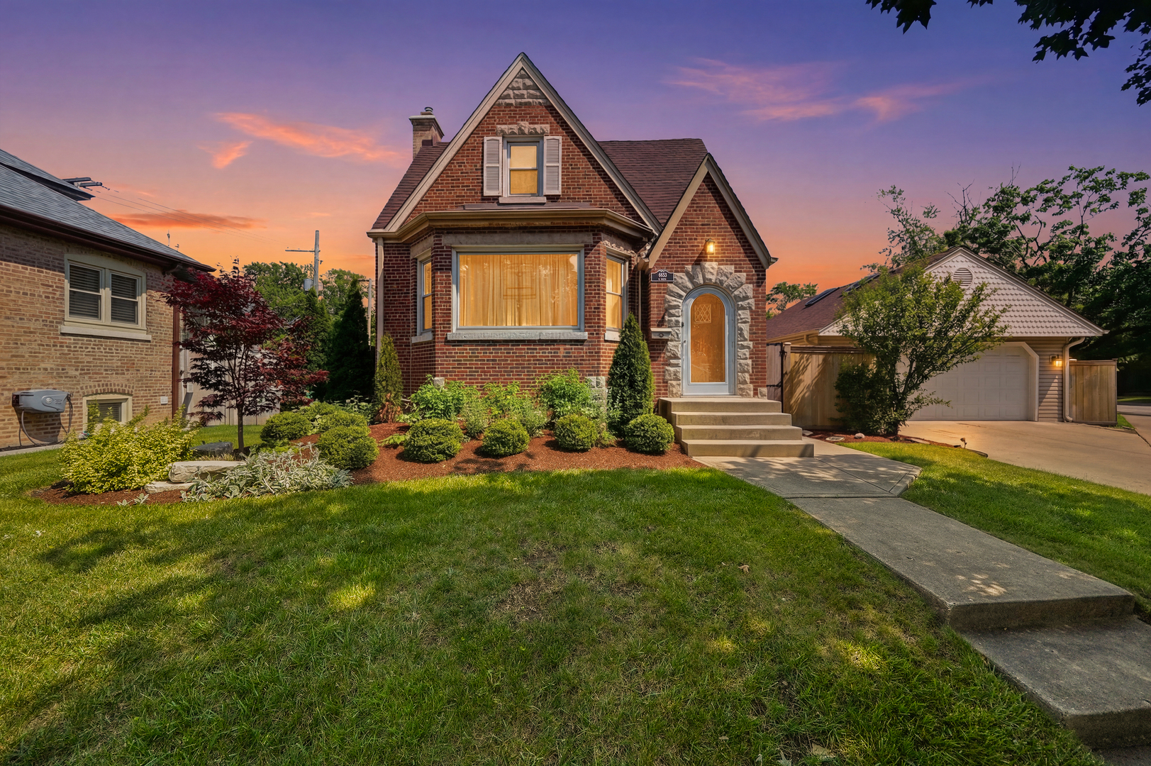 Photo of 6653 N Oketo Avenue, Chicago, IL 60631