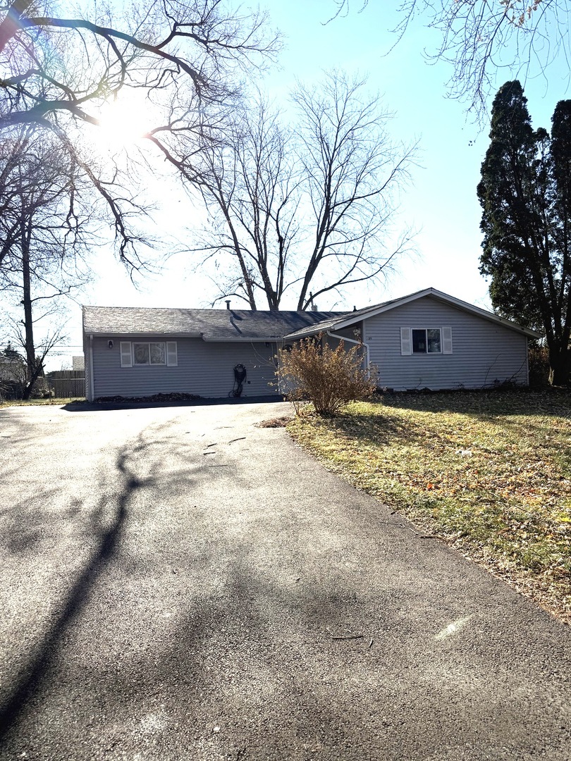 Photo of 189 Delmar Drive, Bolingbrook, IL 60440