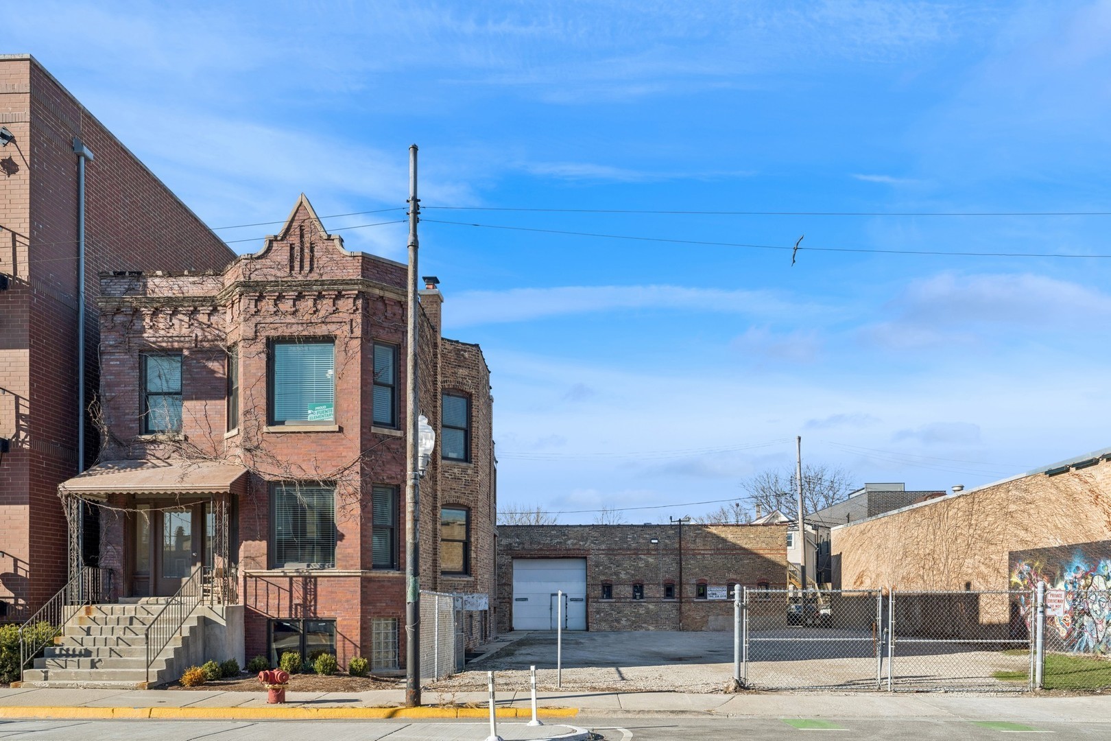 Photo of 2732 W Belmont Avenue, Chicago, IL 60618