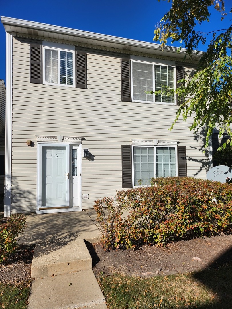 Photo of 316 E Victoria Circle, North Aurora, IL 60542