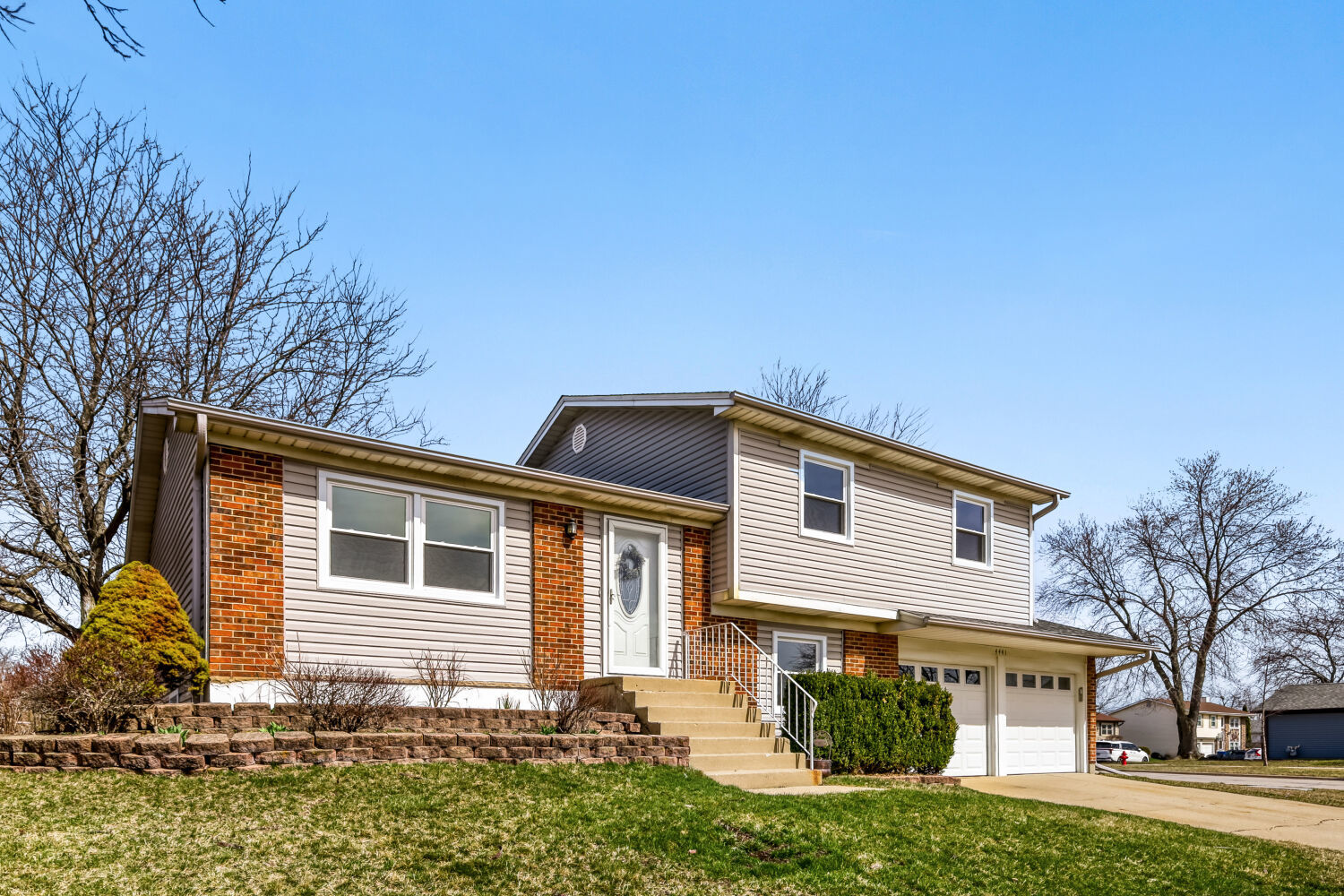 Photo of 4441 HARBOR Circle, Hoffman Estates, IL 60192