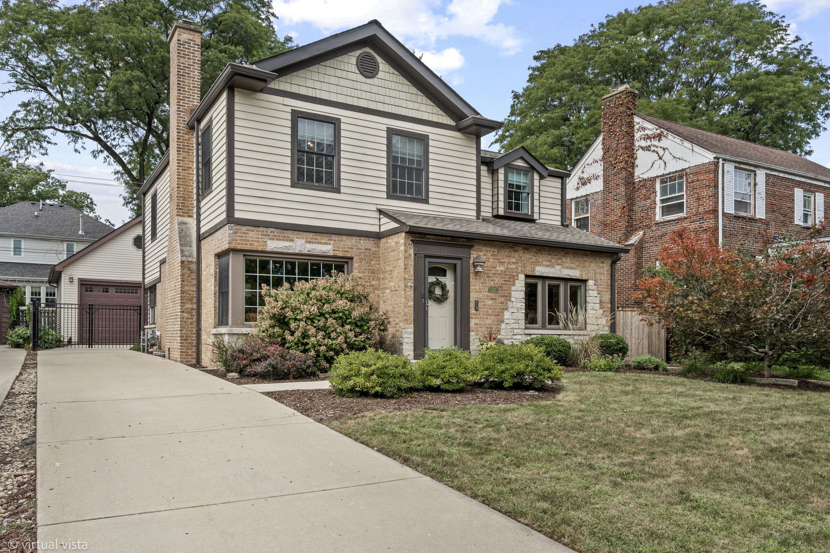 Photo of 732 S Ashland Avenue S, La Grange, IL 60525