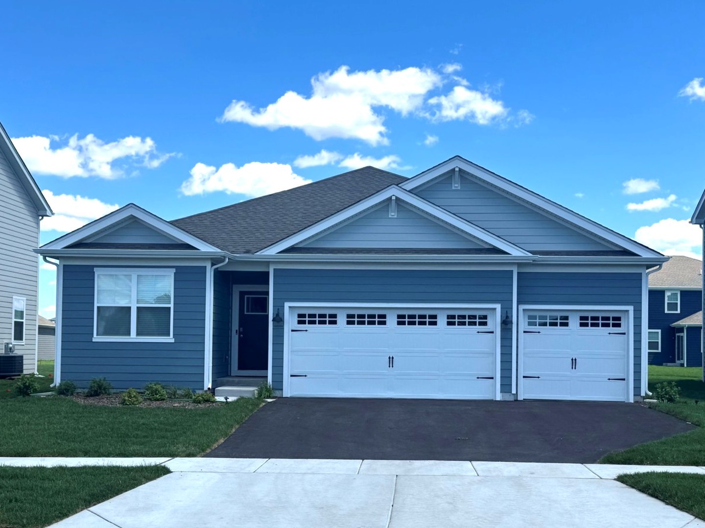 Photo of 284 Snowdrop Lane, Elgin, IL 60124