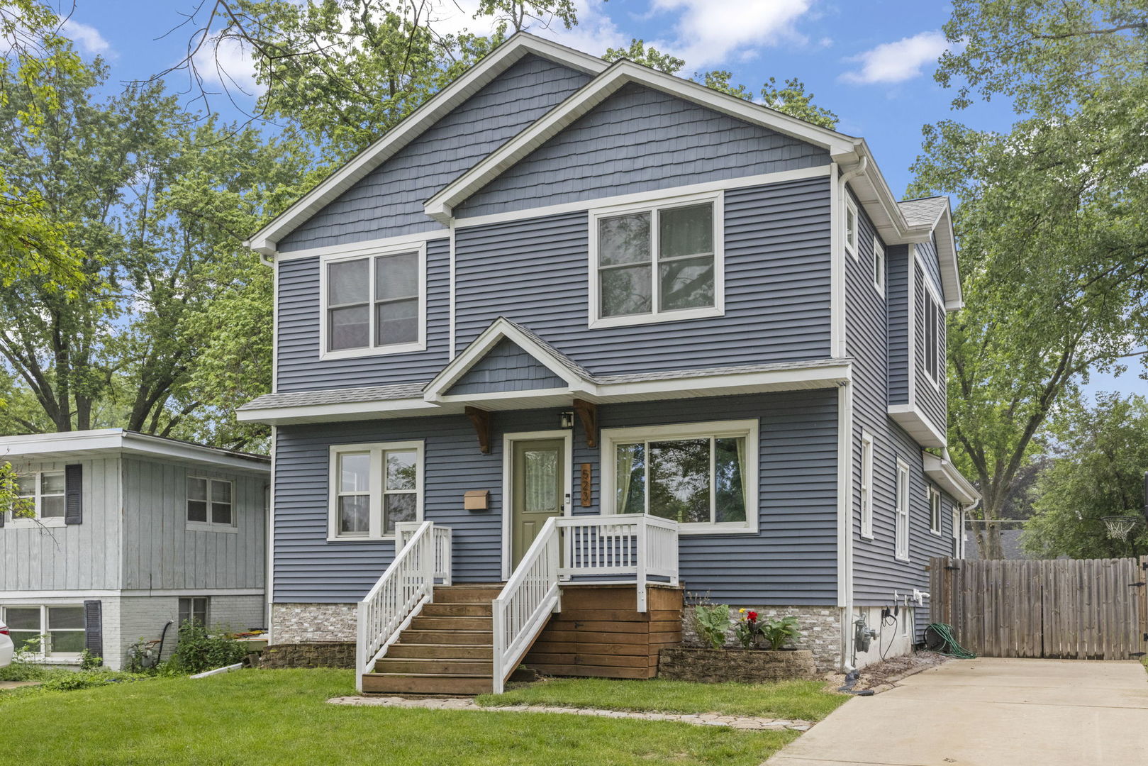 Photo of 523 Kipling Court, Wheaton, IL 60187