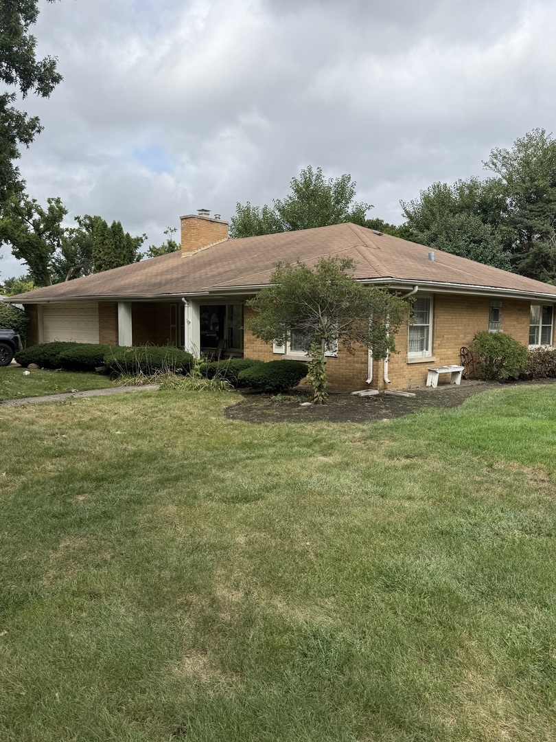 Photo of 435 S Stratford Avenue, Elmhurst, IL 60126