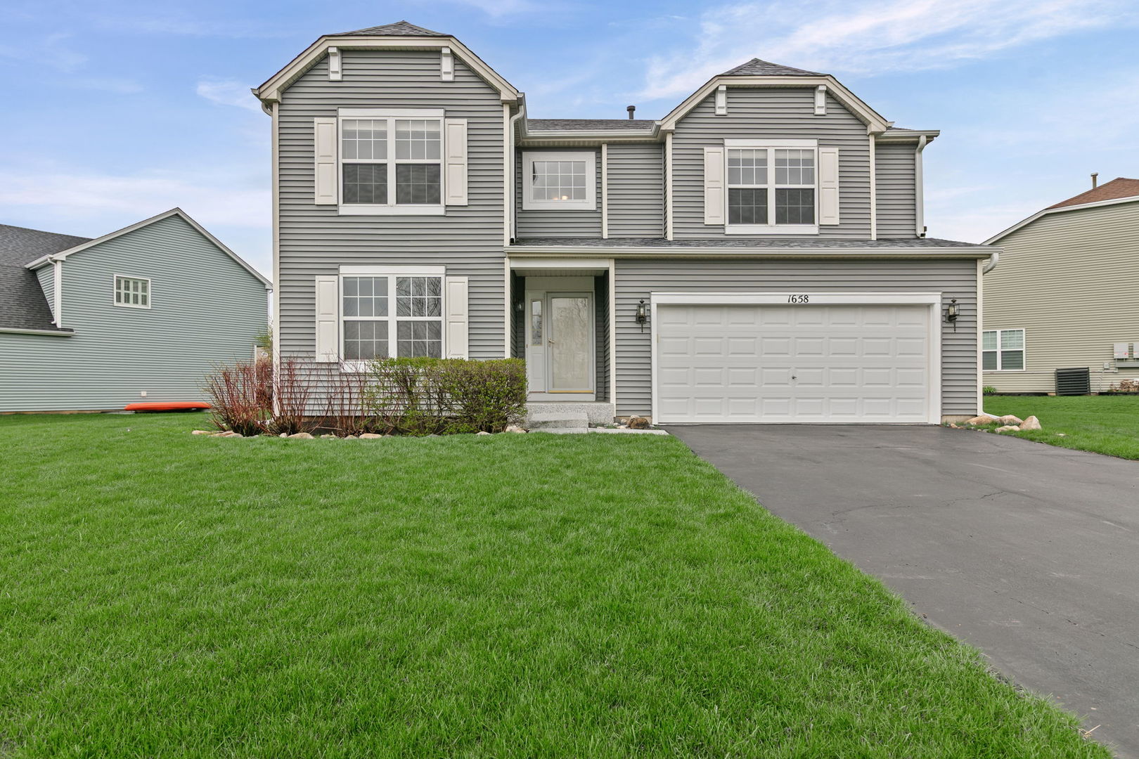 Photo of 1658 Centennial Drive, Antioch, IL 60002