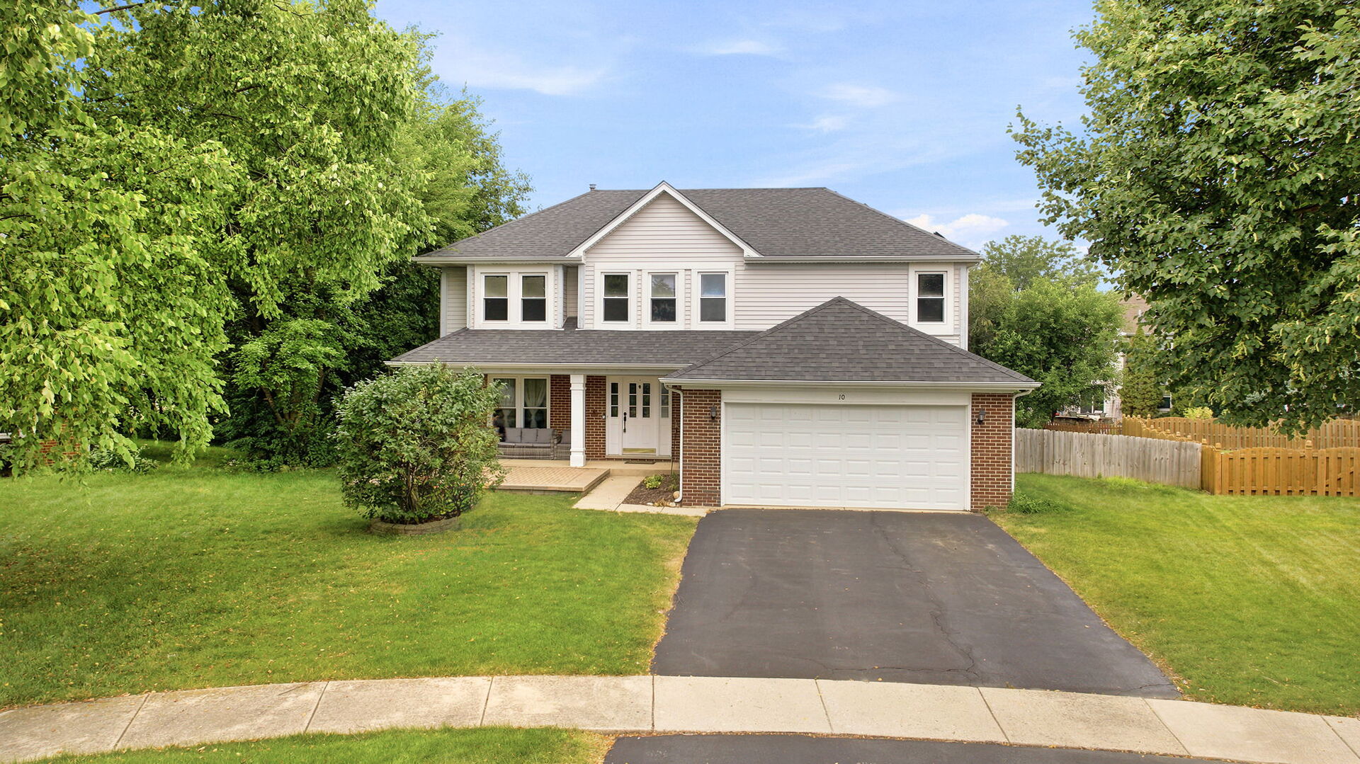Photo of 10 Timber Mill Court, Bolingbrook, IL 60490