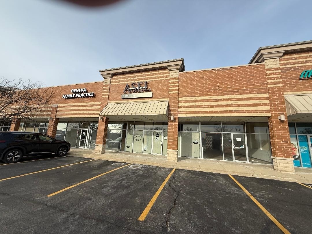 Photo of 815 N Randall Road, Batavia, IL 60510