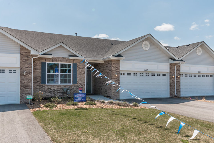 Photo of 456 RIDGE Lane, Bolingbrook, IL 60440