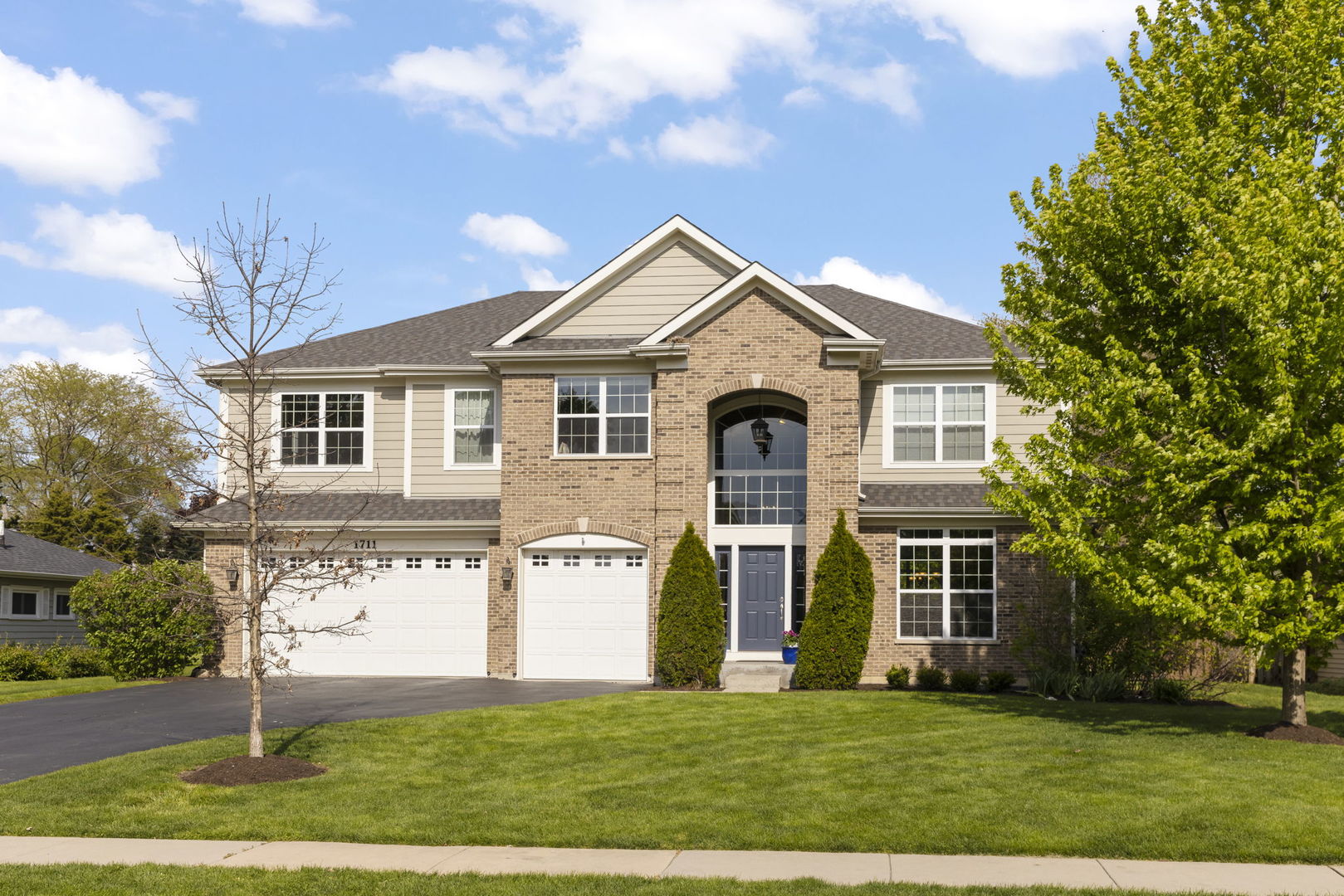 Photo of 1711 Driving Park Road, Wheaton, IL 60187