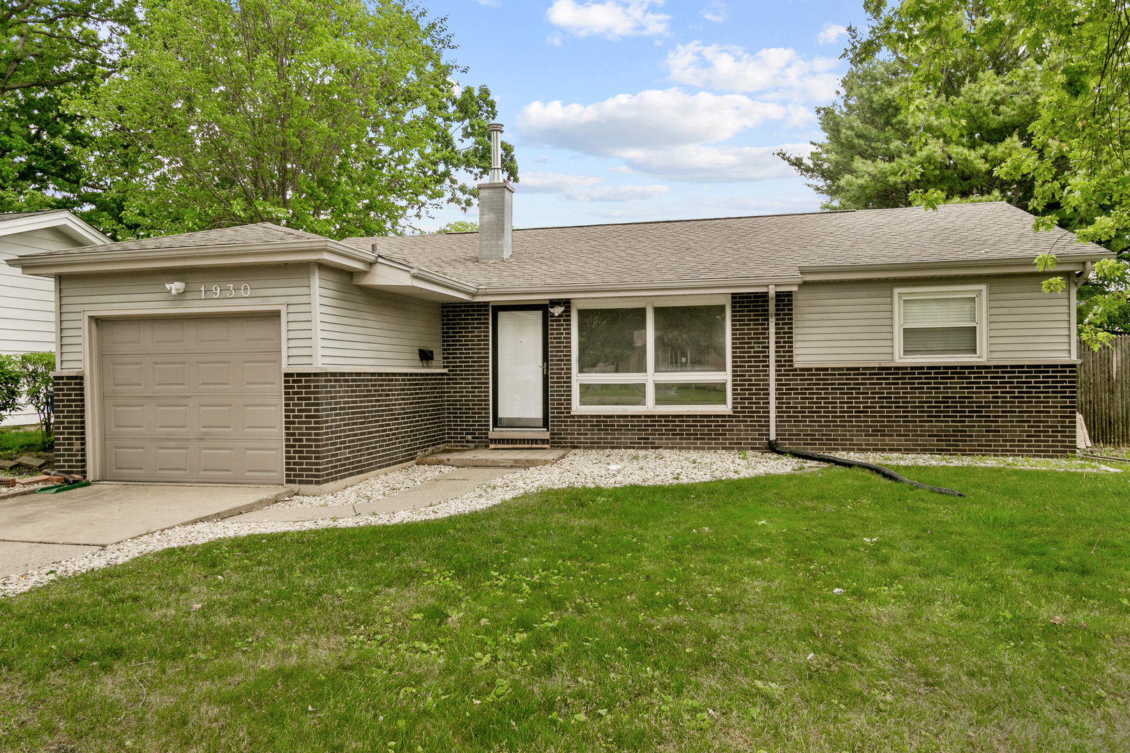 Photo of 1930 Arthur Drive, Waukegan, IL 60087