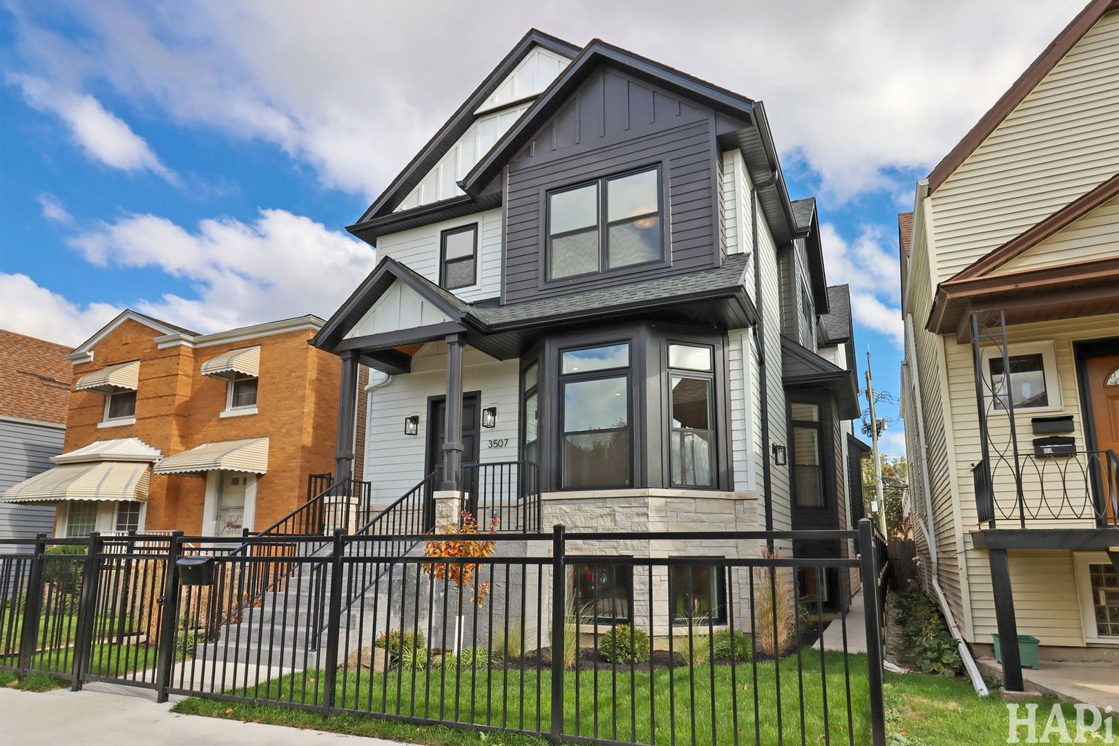 Photo of 3507 N Whipple Street, Chicago, IL 60618