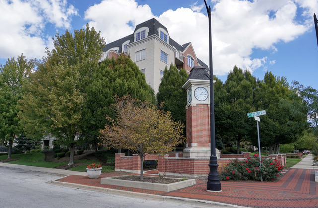 Photo of 4811 N Olcott Avenue, Harwood Heights, IL 60706