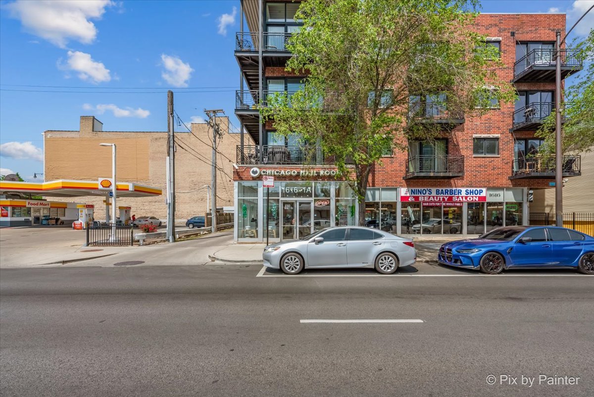Photo of 1616 N Western Avenue, Chicago, IL 60647