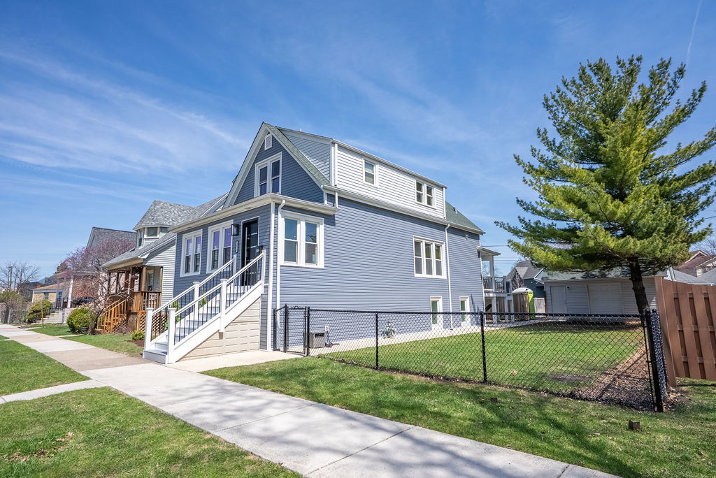 Photo of 3617 Park Avenue, Brookfield, IL 60513