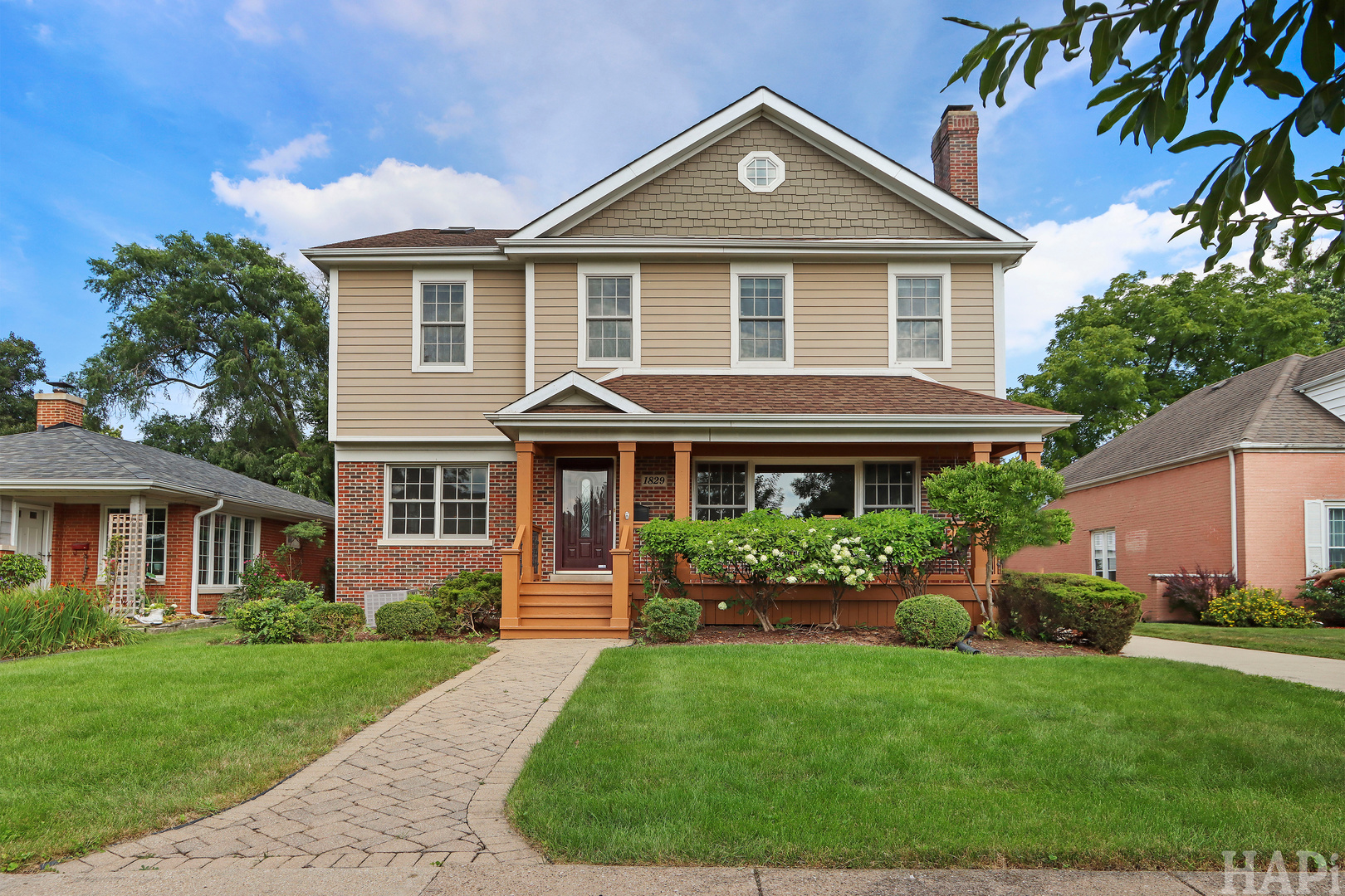 Photo of 1829 S Crescent Avenue, Park Ridge, IL 60068