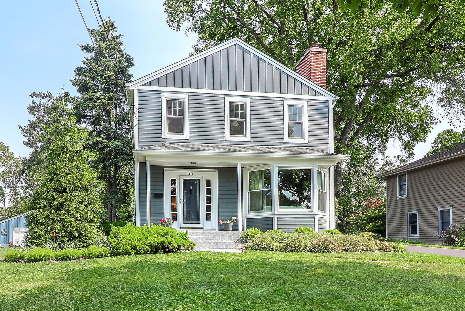 Photo of 1319 E Harrison Avenue, Wheaton, IL 60187